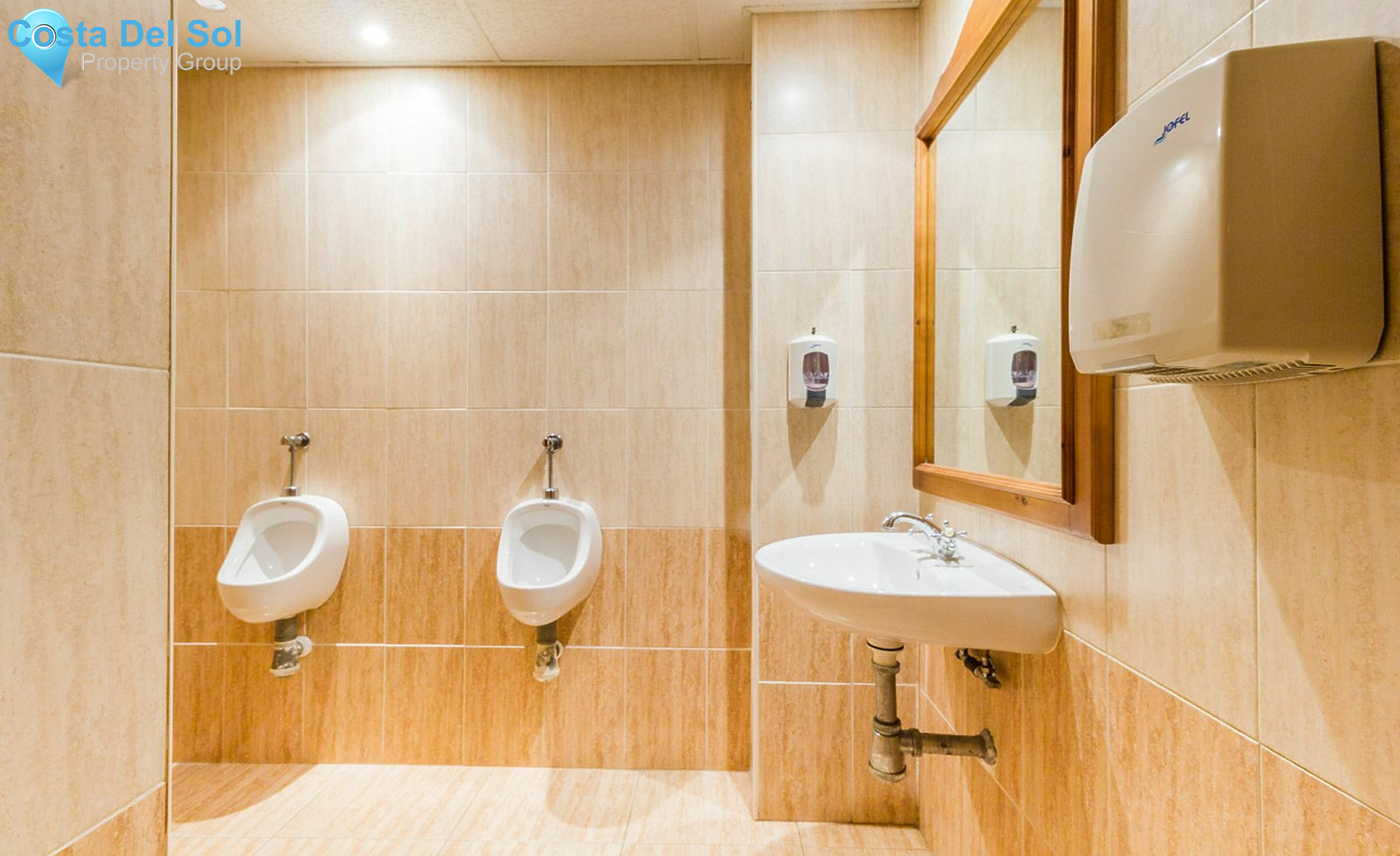 Commercial Premises in Estepona-1162571