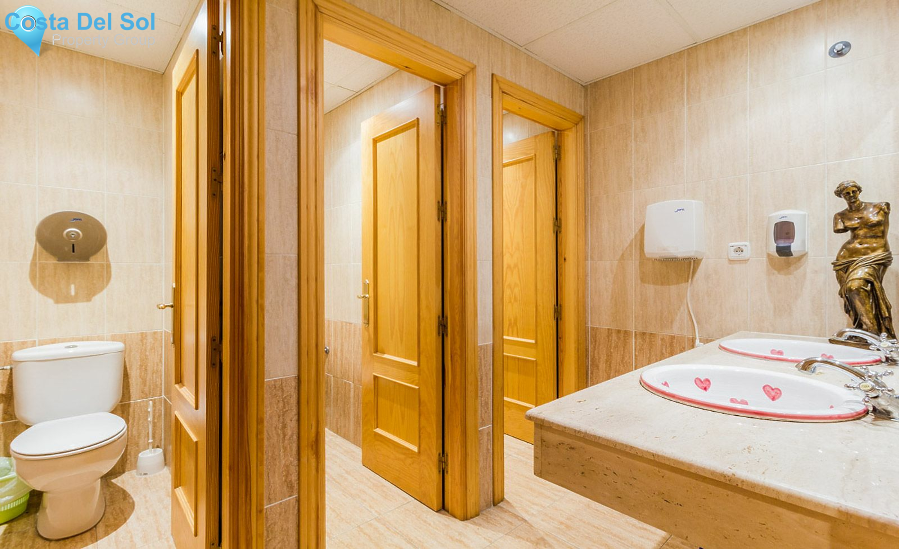 Commercial Premises in Estepona-1162575