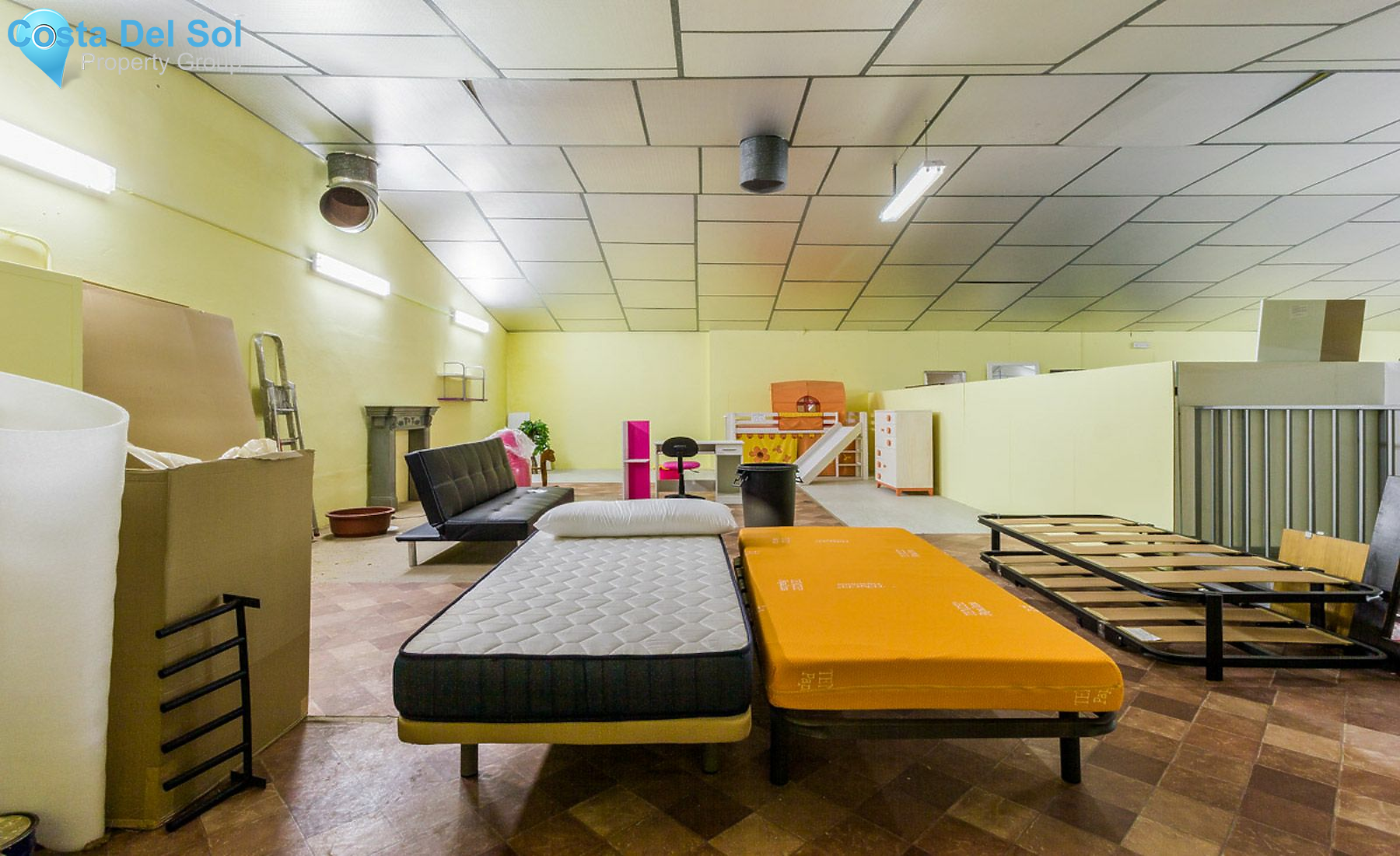 Commercial Premises in Estepona-1162577