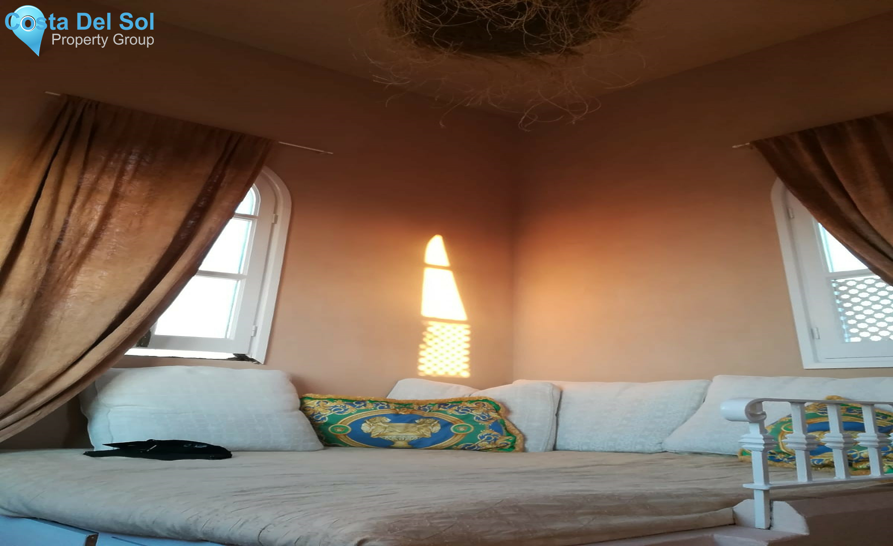 Detached Villa in Marbella-702772