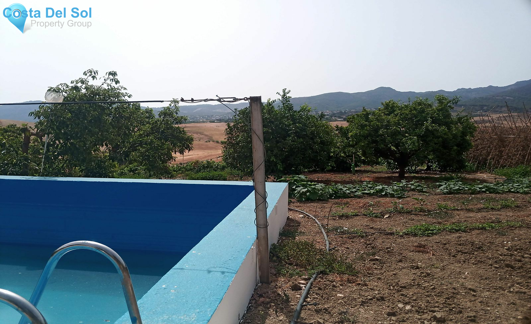 Finca - Cortijo in Alhaurín de la Torre-1427294