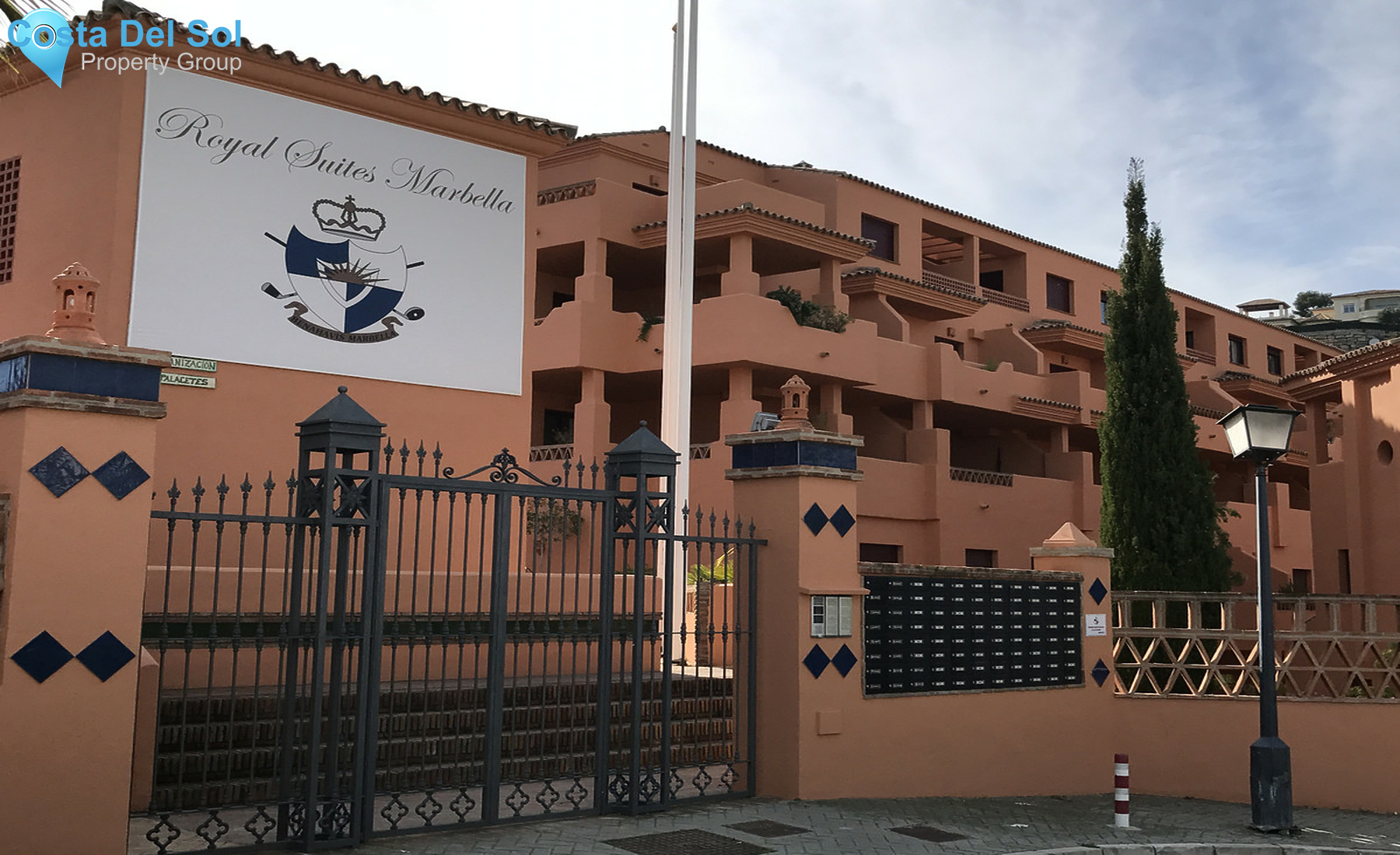 Ground Floor Apartment in Benahavís-1241487