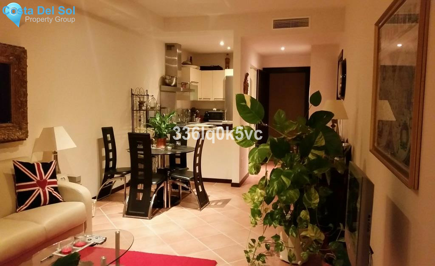 Ground Floor Apartment in Benahavís-1348682