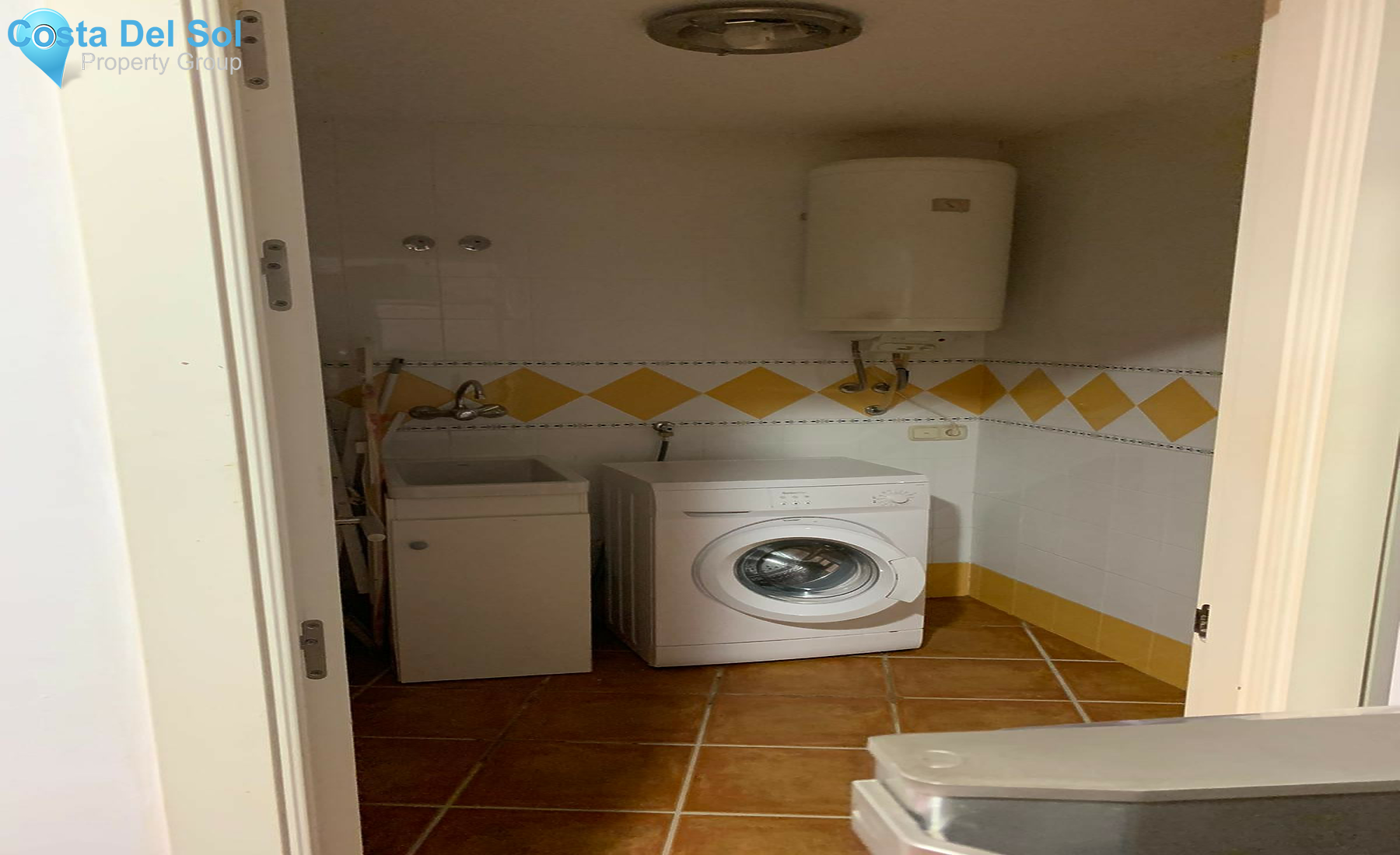 Ground Floor Apartment in Benahavís-1504289