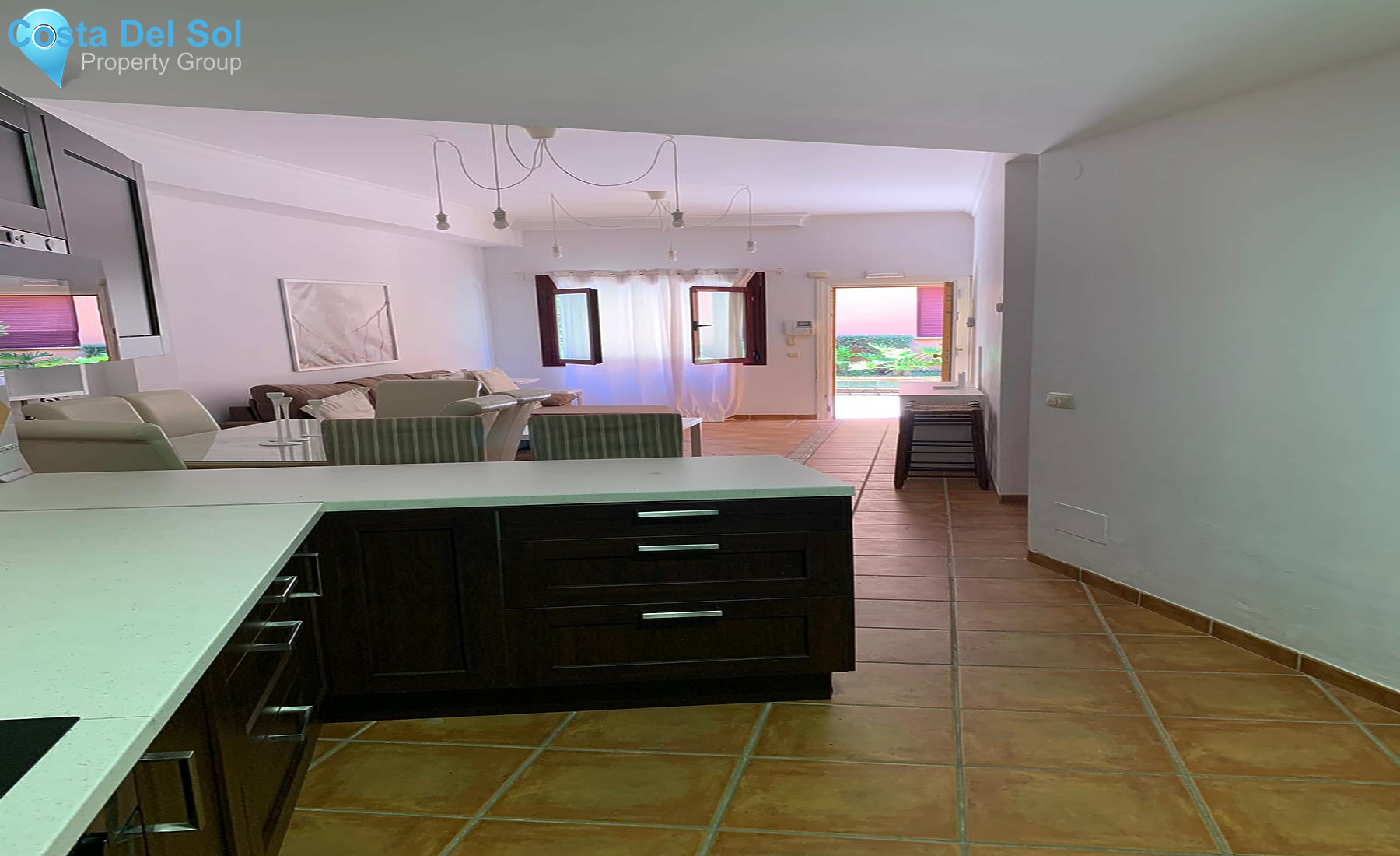 Ground Floor Apartment in Benahavís-1504274
