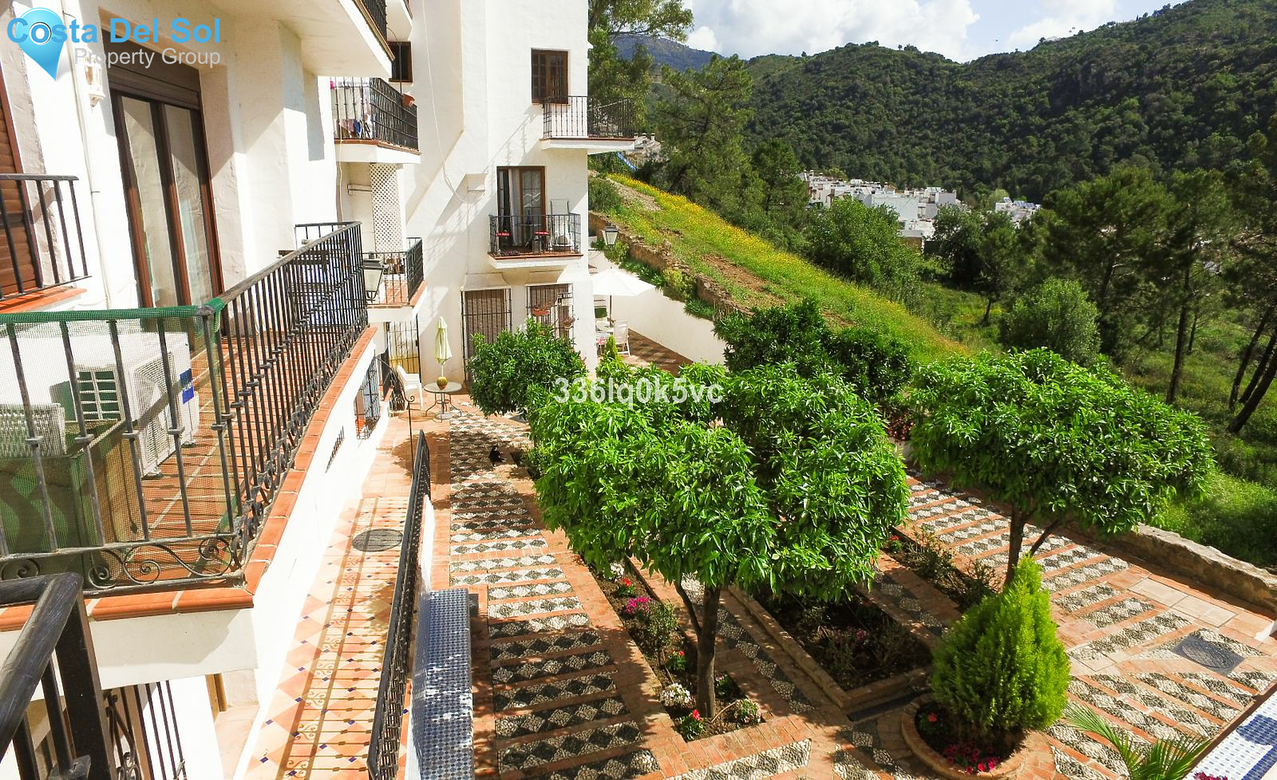 Ground Floor Apartment in Benahavís-1169822
