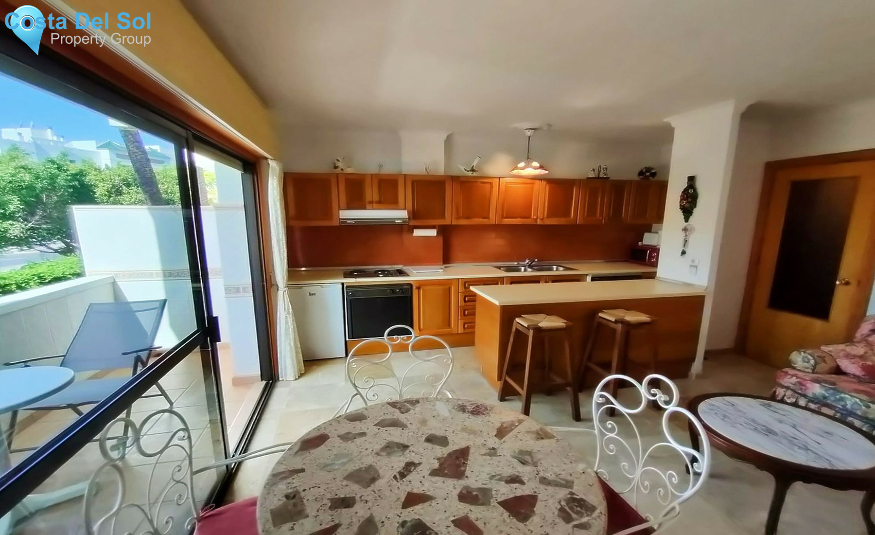 Ground Floor Apartment in Estepona-1272128