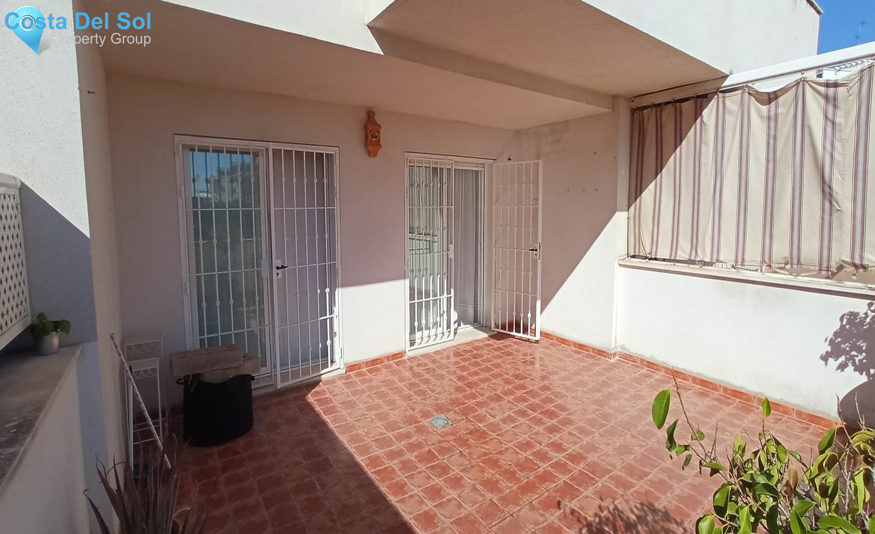 Ground Floor Apartment in Estepona-1175853
