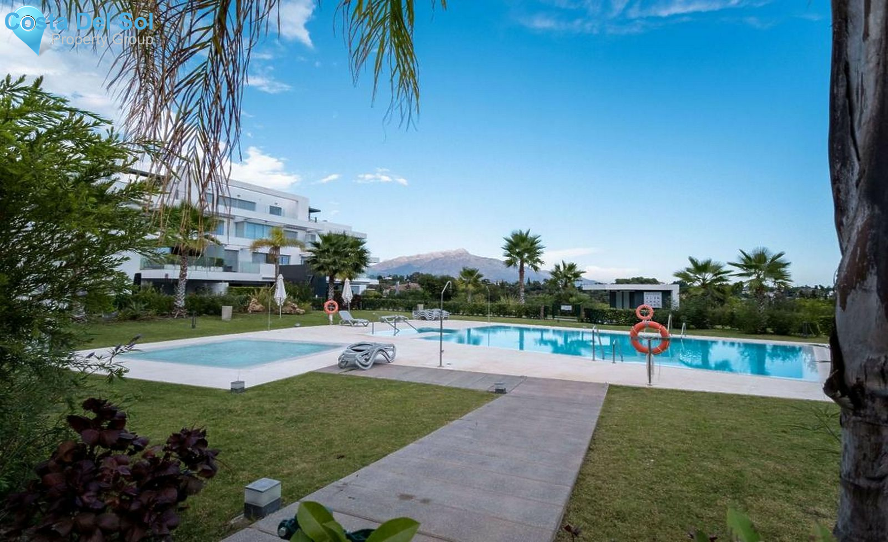 Ground Floor Apartment in Estepona-1488111