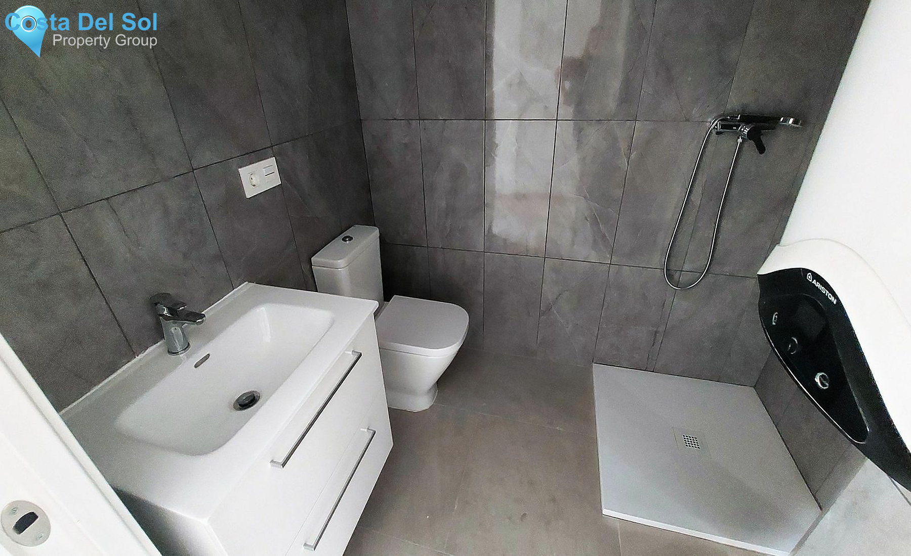 Ground Floor Apartment in Fuengirola-1126968