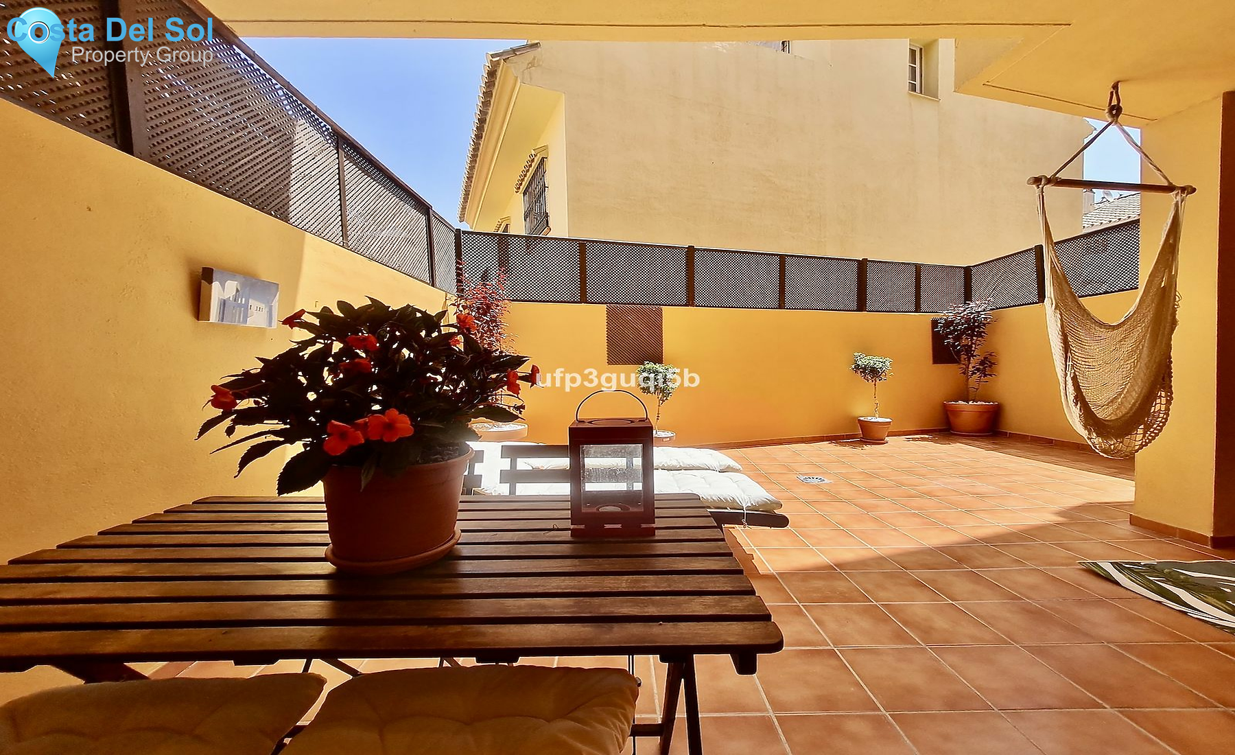 Ground Floor Apartment in Las Lagunas-1168833