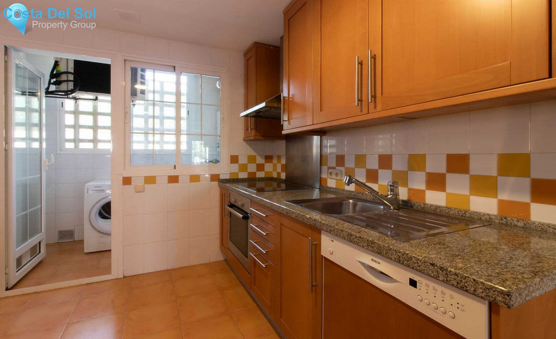 Ground Floor Apartment in Marbella-1250252