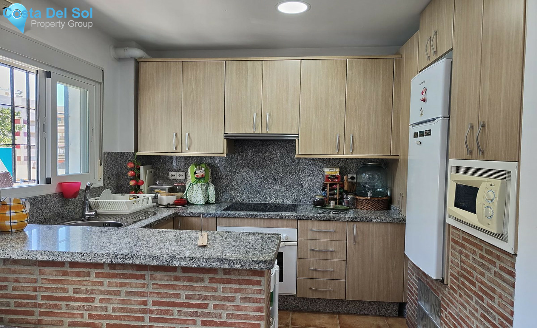 Ground Floor Apartment in Marbella-1560694