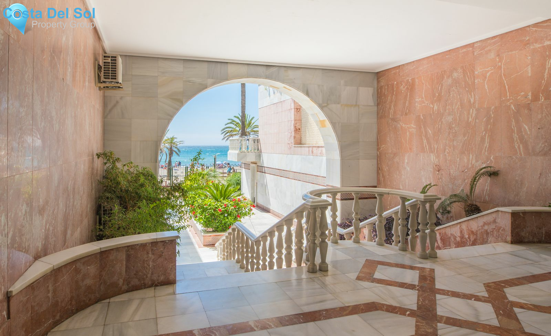Ground Floor Apartment in Marbella-1389215