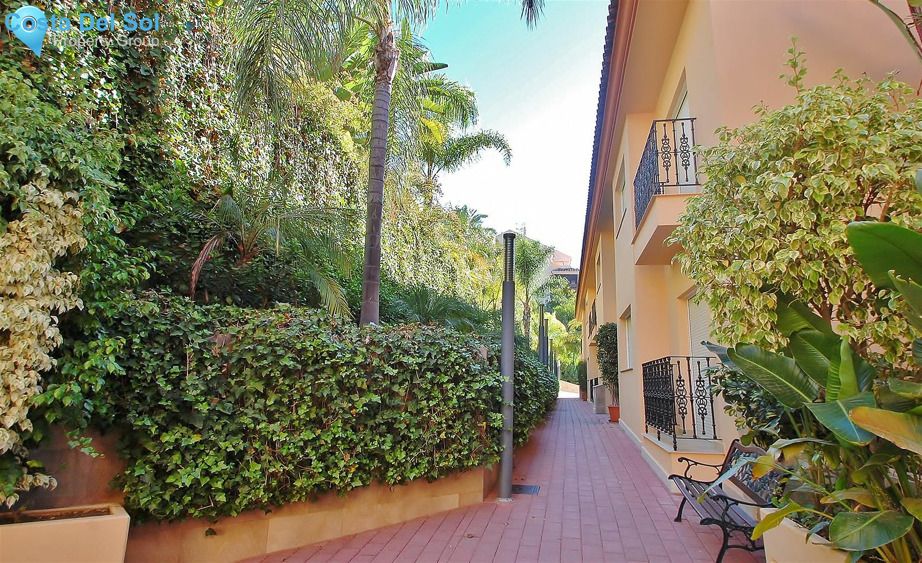 Ground Floor Apartment in Marbella-1389683