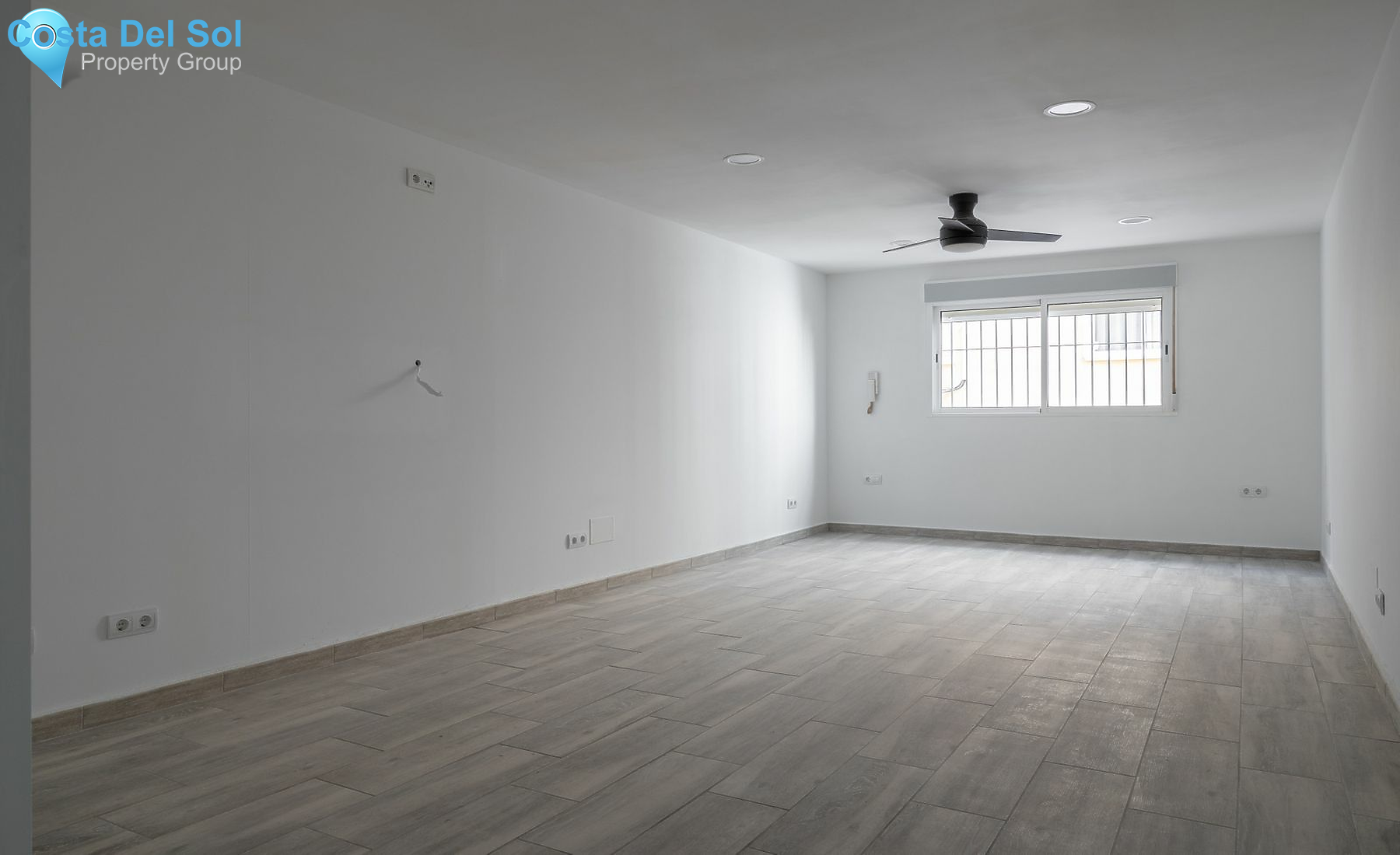 Ground Floor Apartment in Málaga-1203096