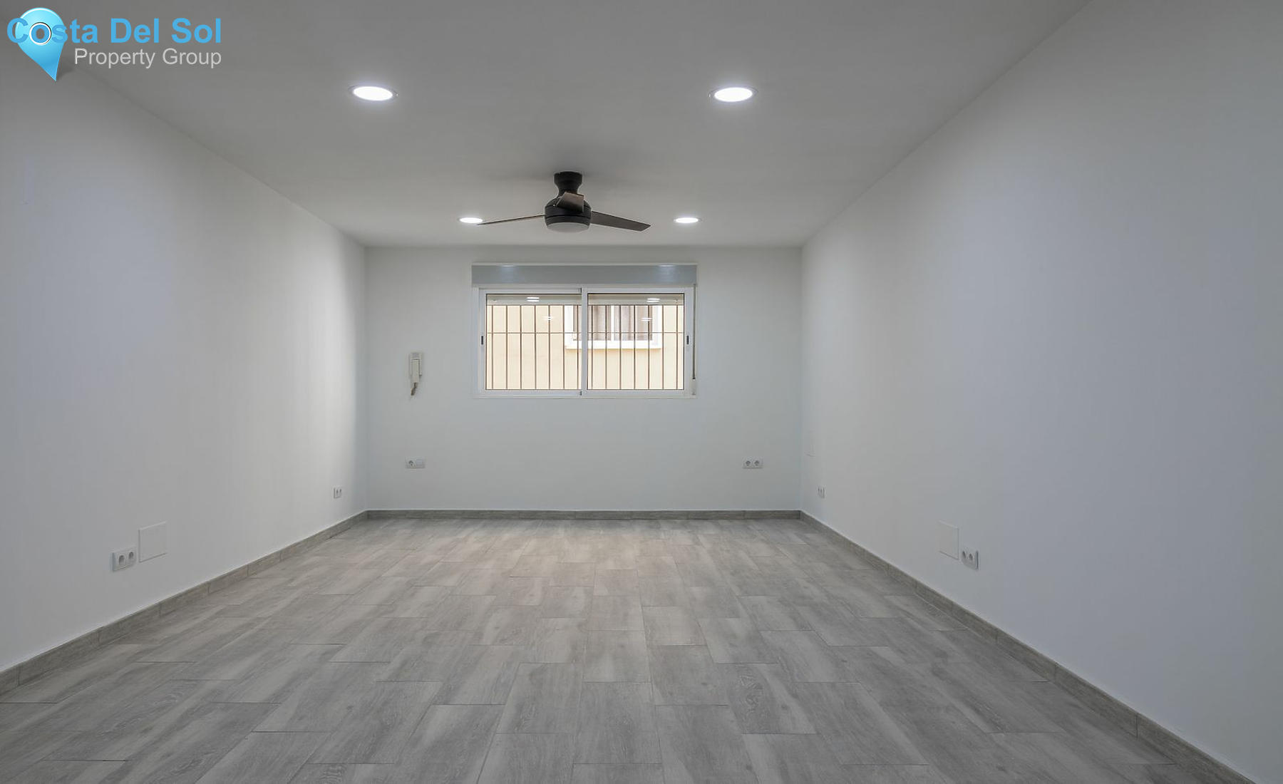 Ground Floor Apartment in Málaga-1203097