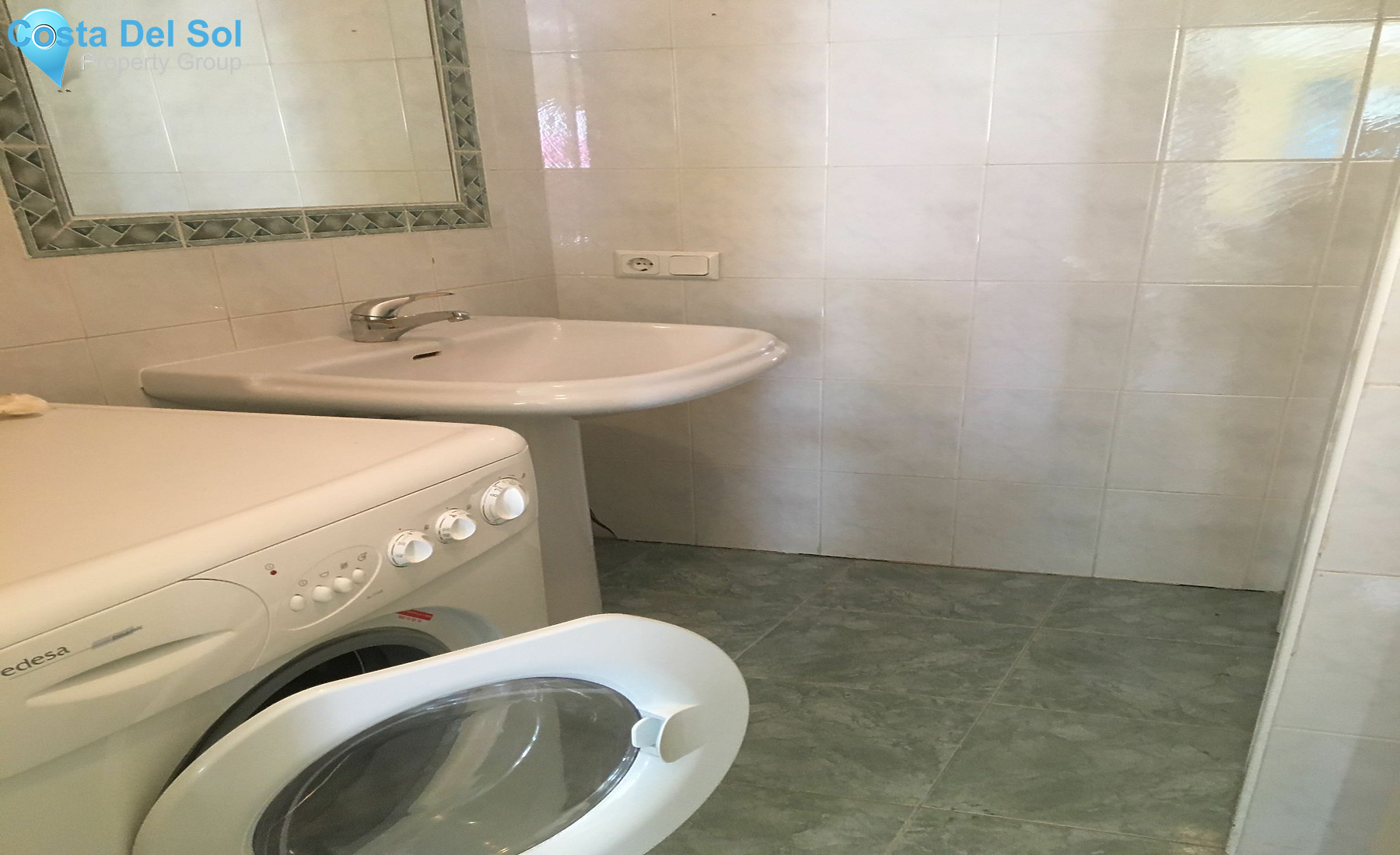 Ground Floor Apartment in New Golden Mile-1172007