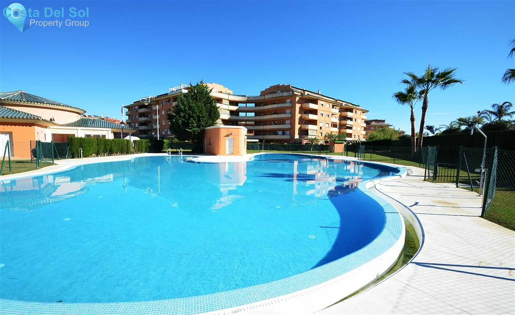 Ground Floor Apartment in San Luis de Sabinillas-1136307