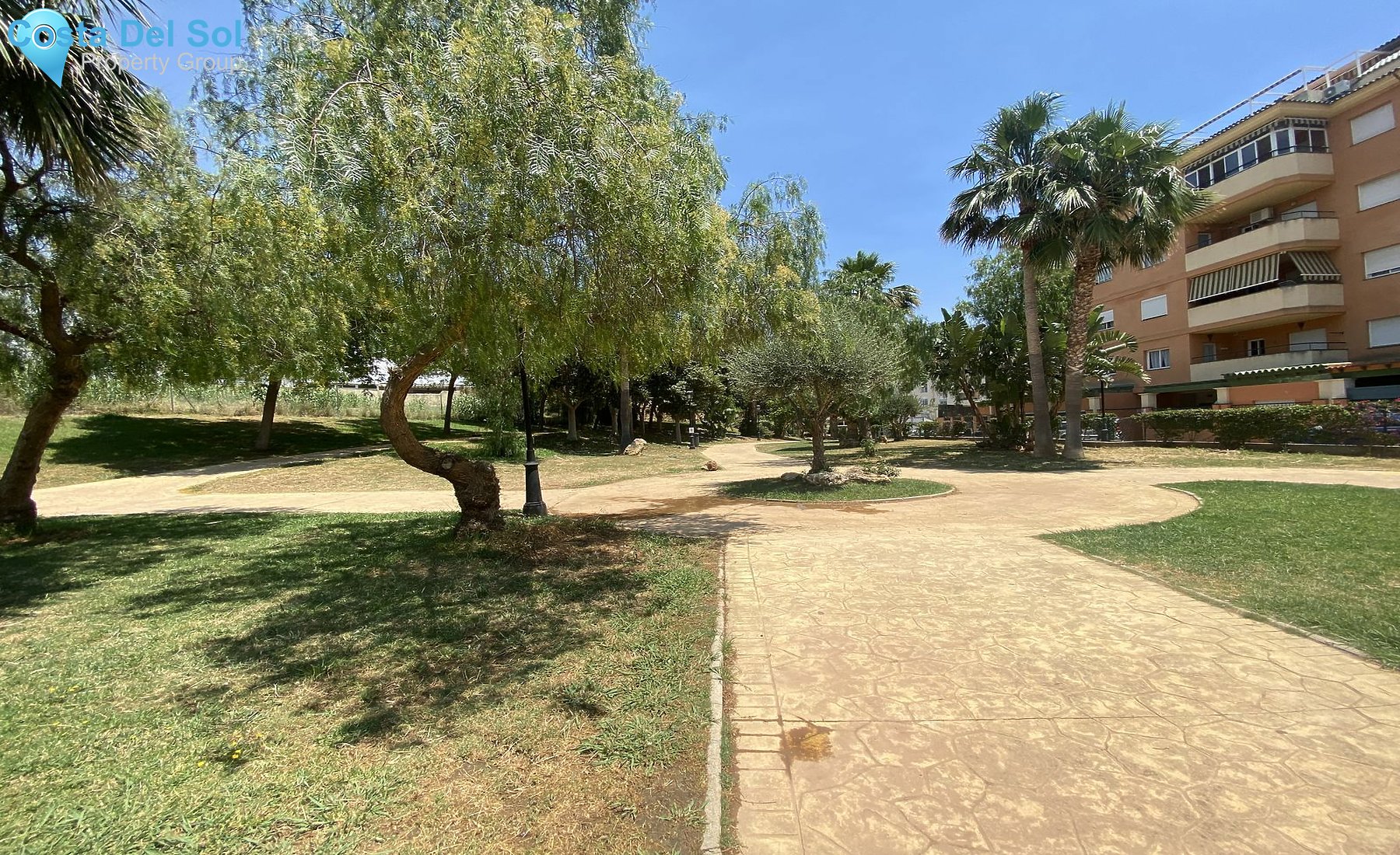 Ground Floor Apartment in San Luis de Sabinillas-1136326