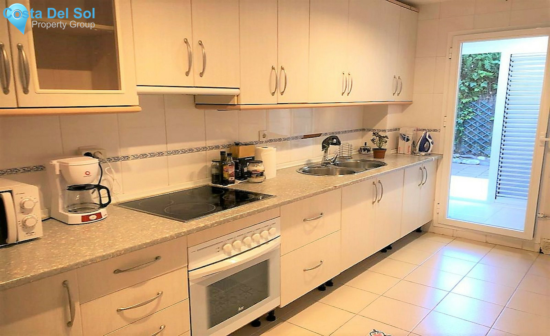 Ground Floor Apartment in San Pedro de Alcántara-1462475