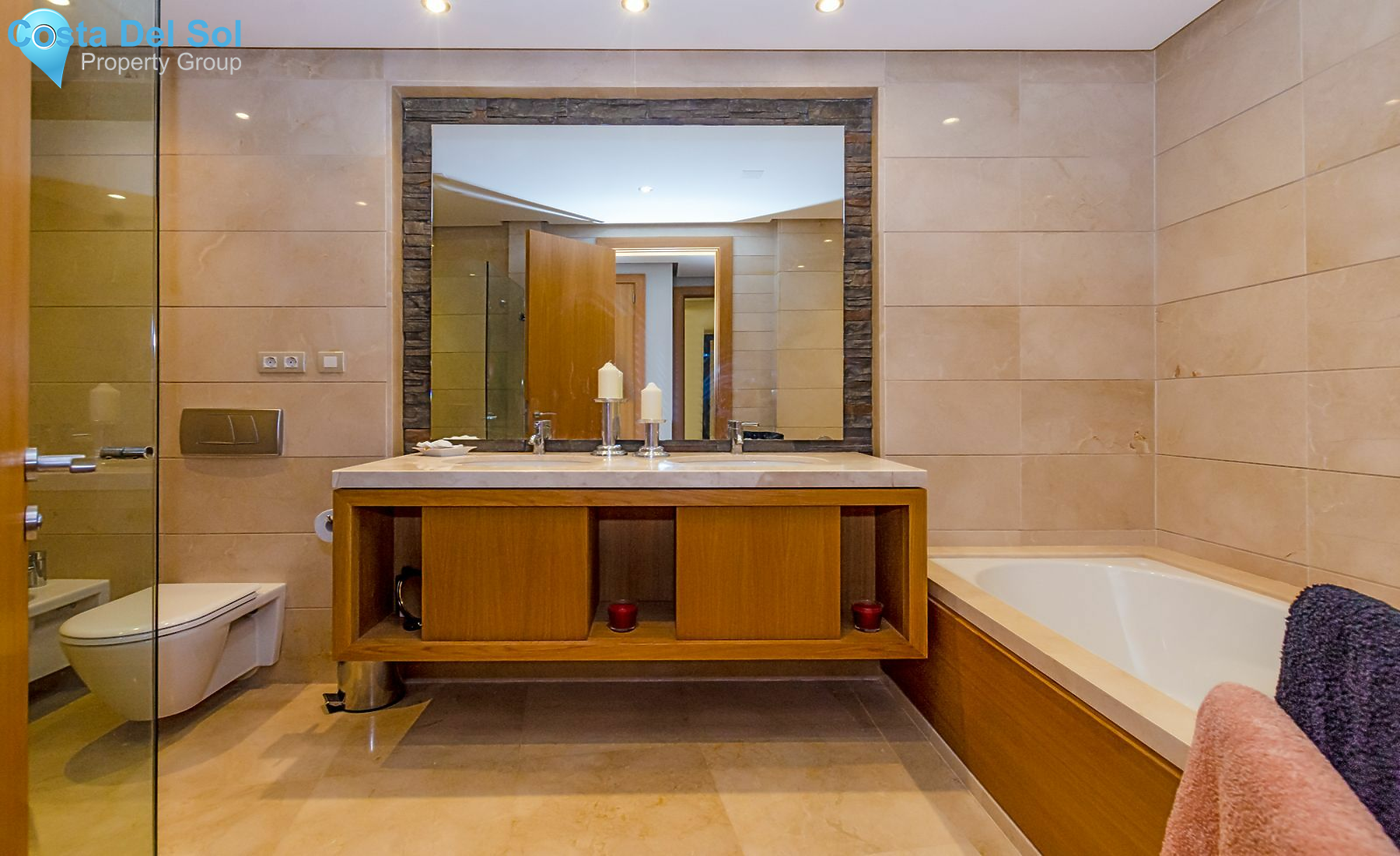 Ground Floor Apartment in Sierra Blanca-1390297