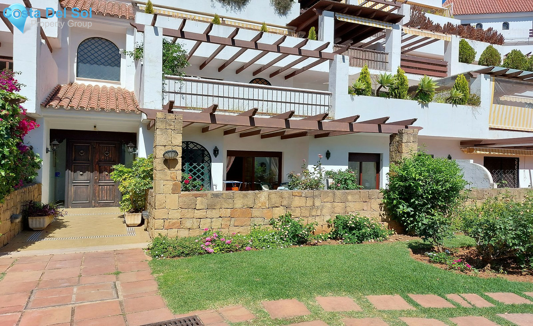 Ground Floor Apartment in The Golden Mile-1263628