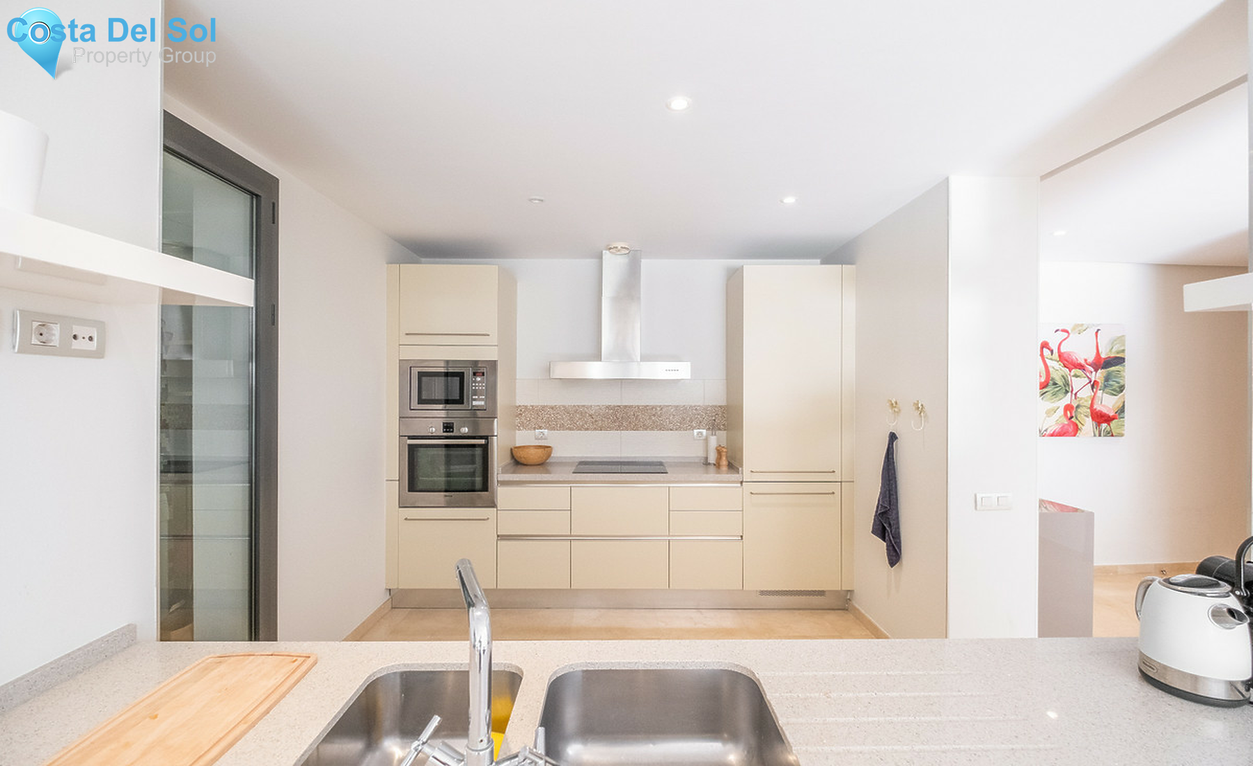 Ground Floor Apartment in The Golden Mile-1317450