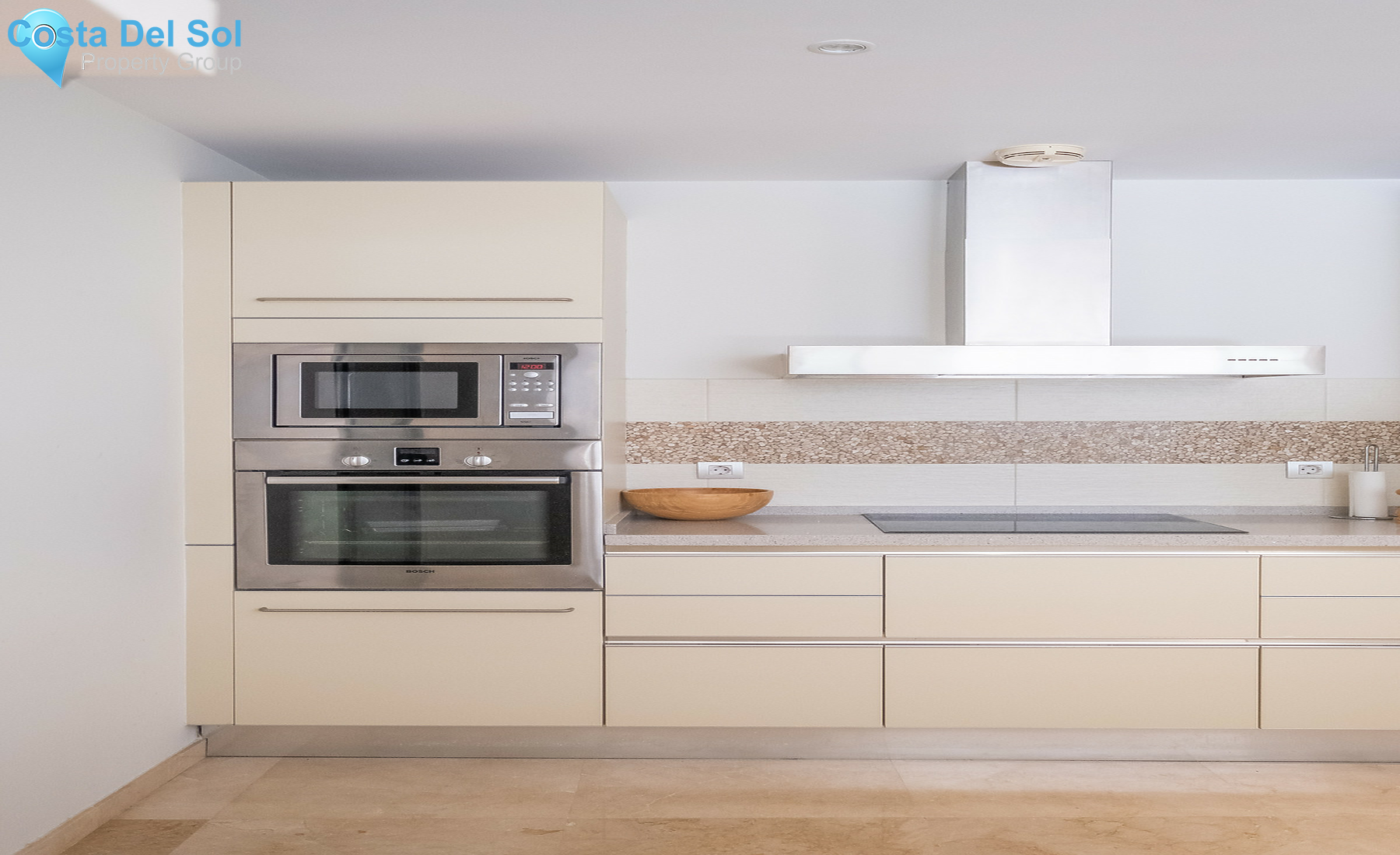 Ground Floor Apartment in The Golden Mile-1317451