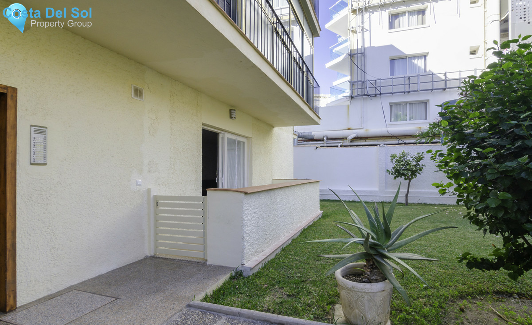 Ground Floor Apartment in Torremolinos-1328704