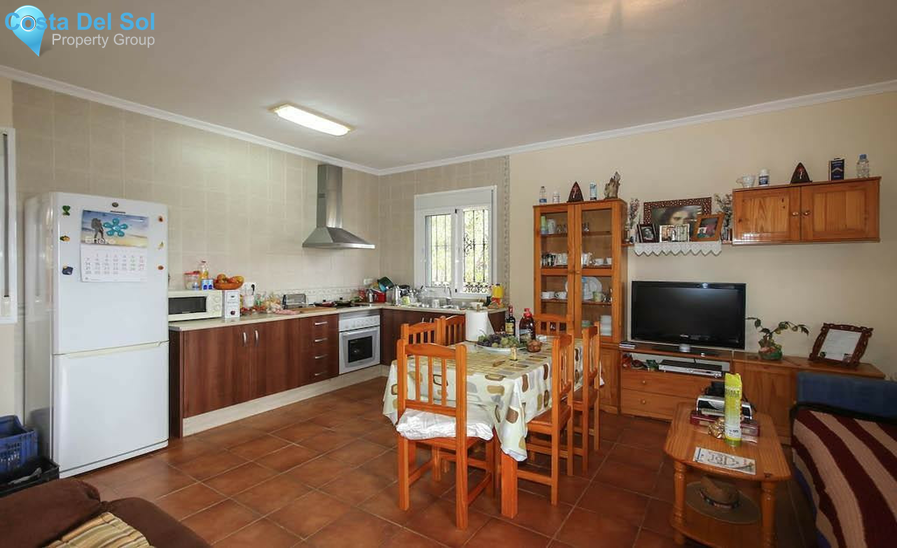 House in Guaro-1358748