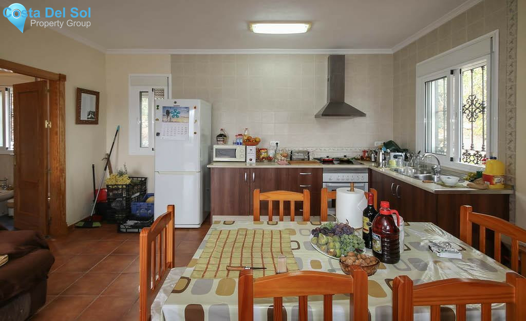 House in Guaro-1358749