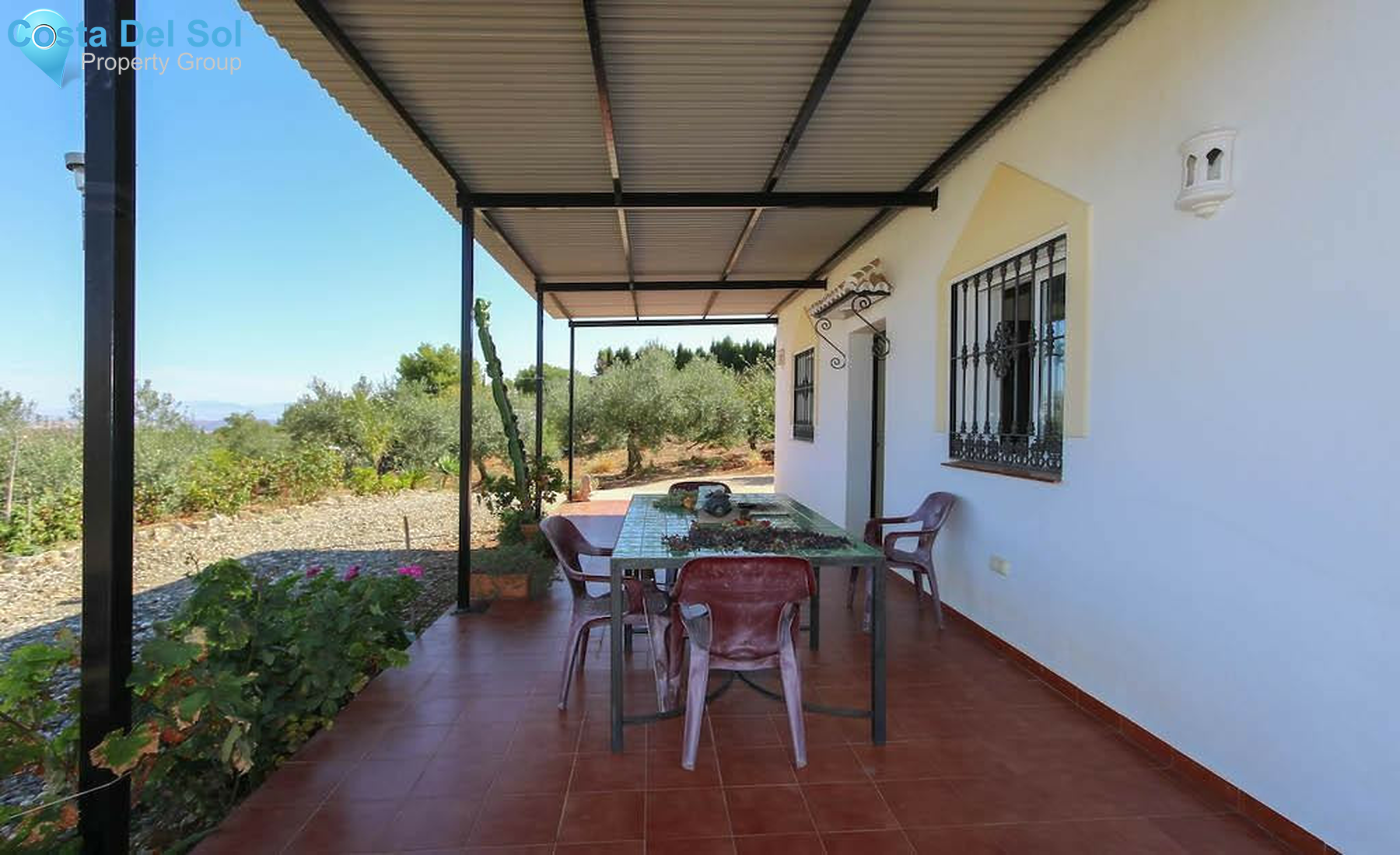 House in Guaro-1358754