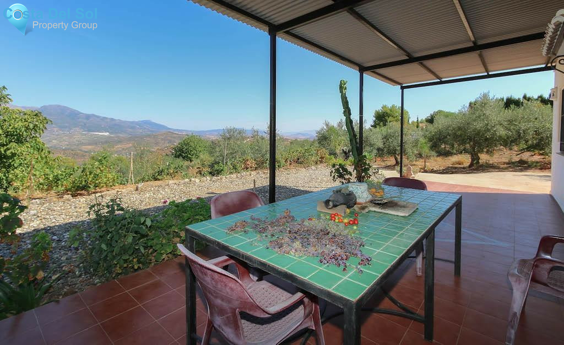 House in Guaro-1358744