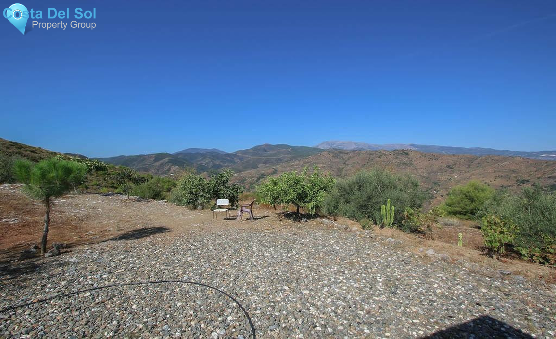 House in Guaro-1358745