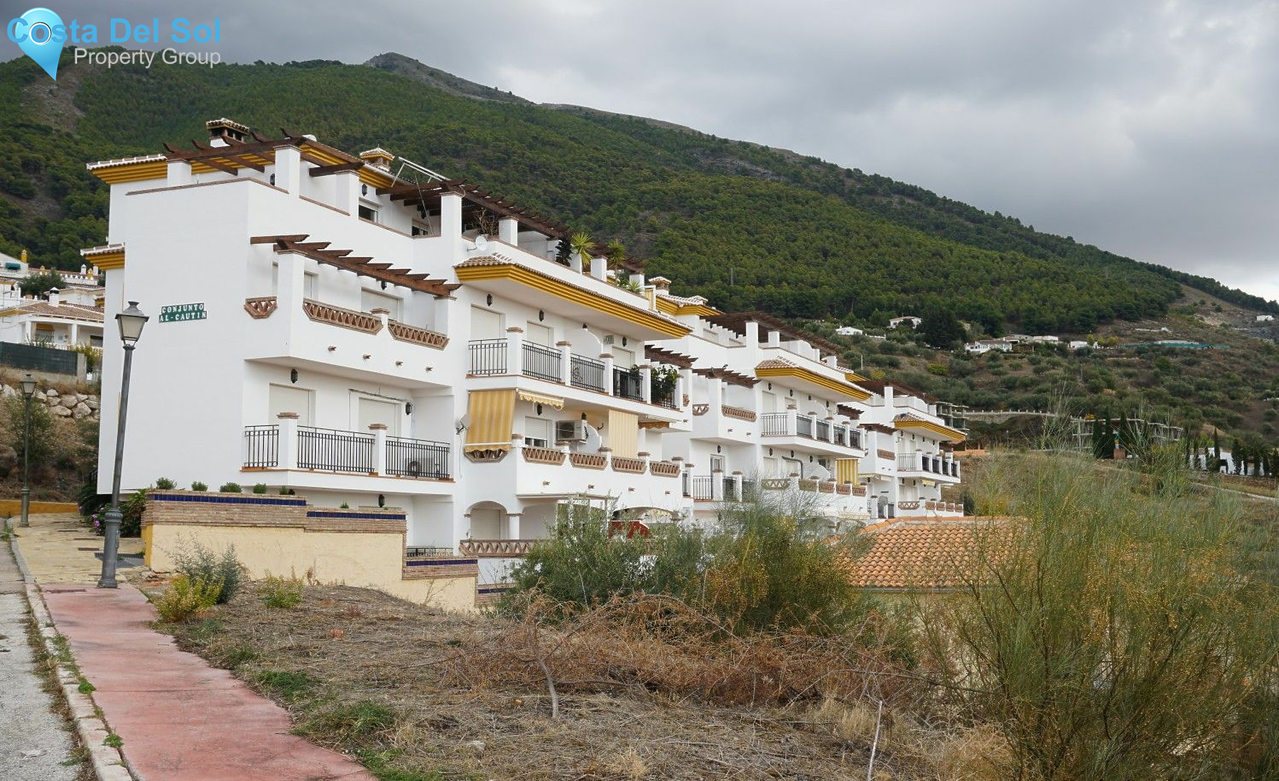 Middle Floor Apartment in Alcaucín