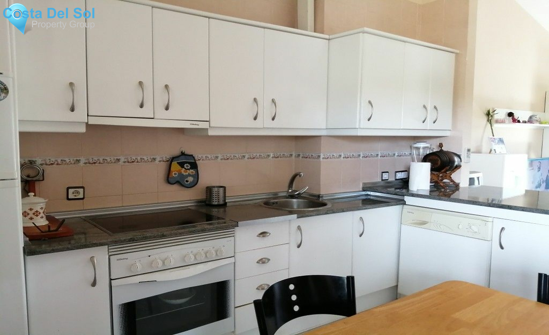 Middle Floor Apartment in Alhaurín de la Torre-1189045