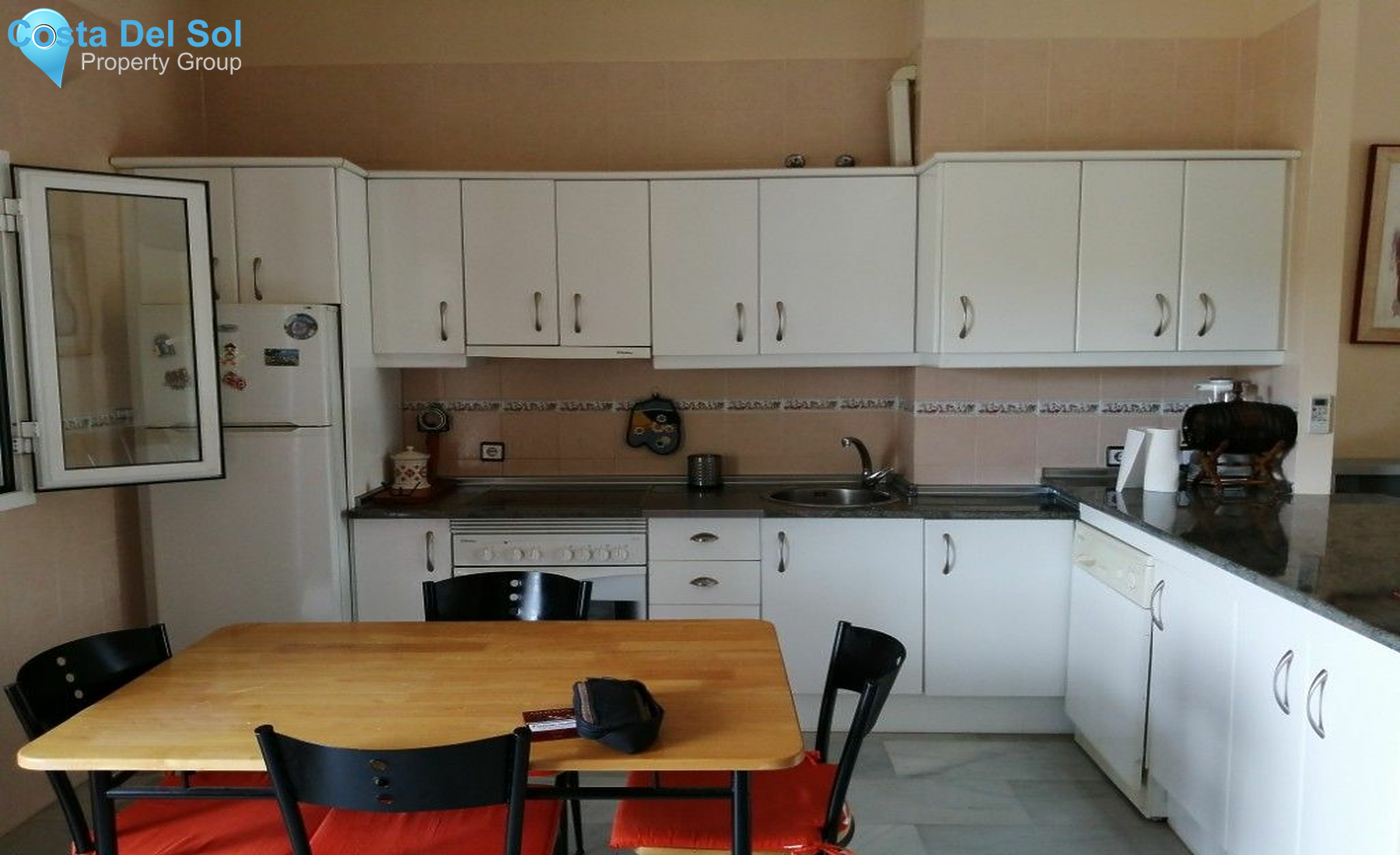 Middle Floor Apartment in Alhaurín de la Torre-1189046