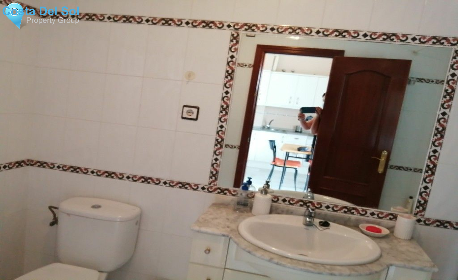 Middle Floor Apartment in Alhaurín de la Torre-1189047