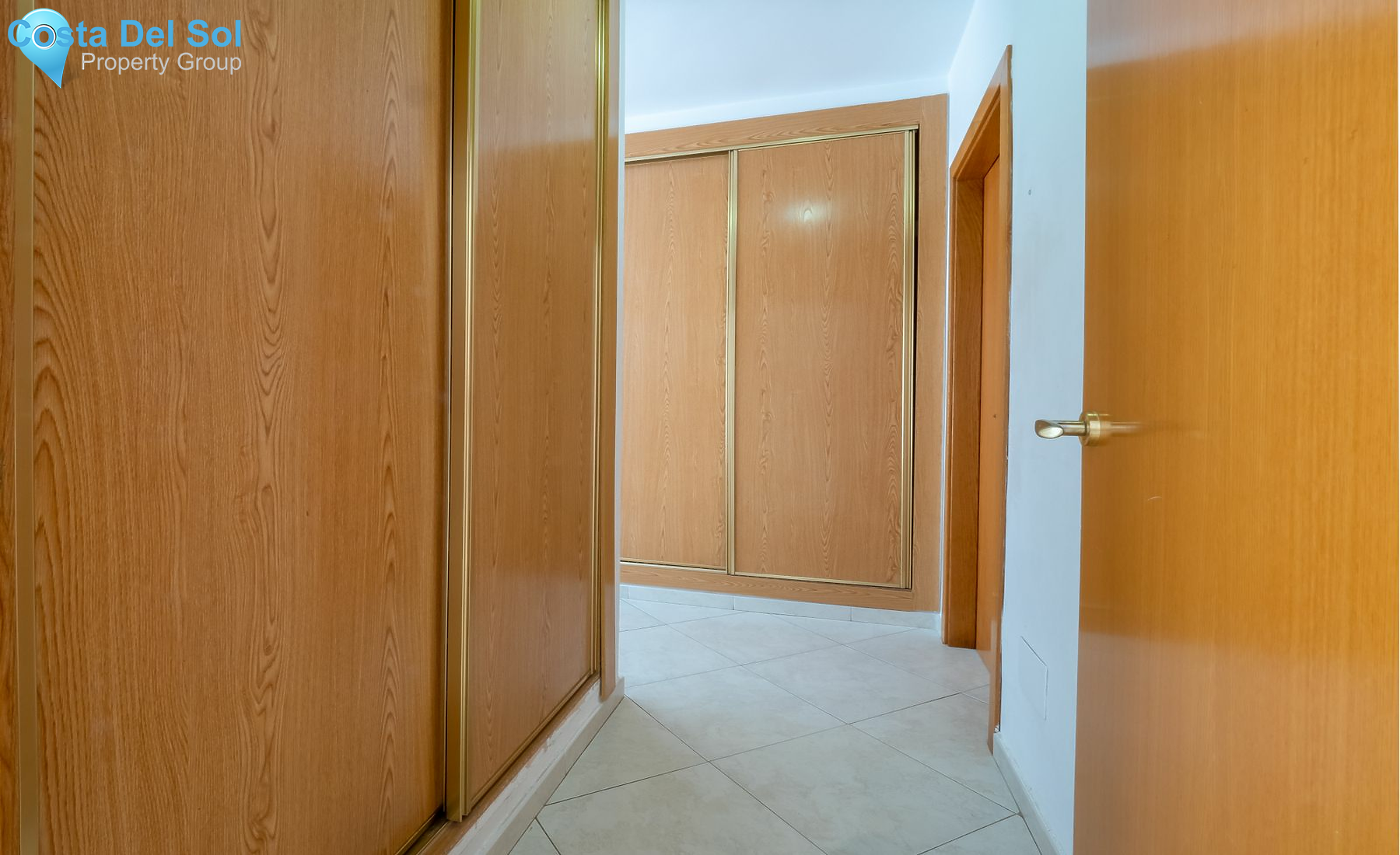 Middle Floor Apartment in Alhaurín el Grande-1400184