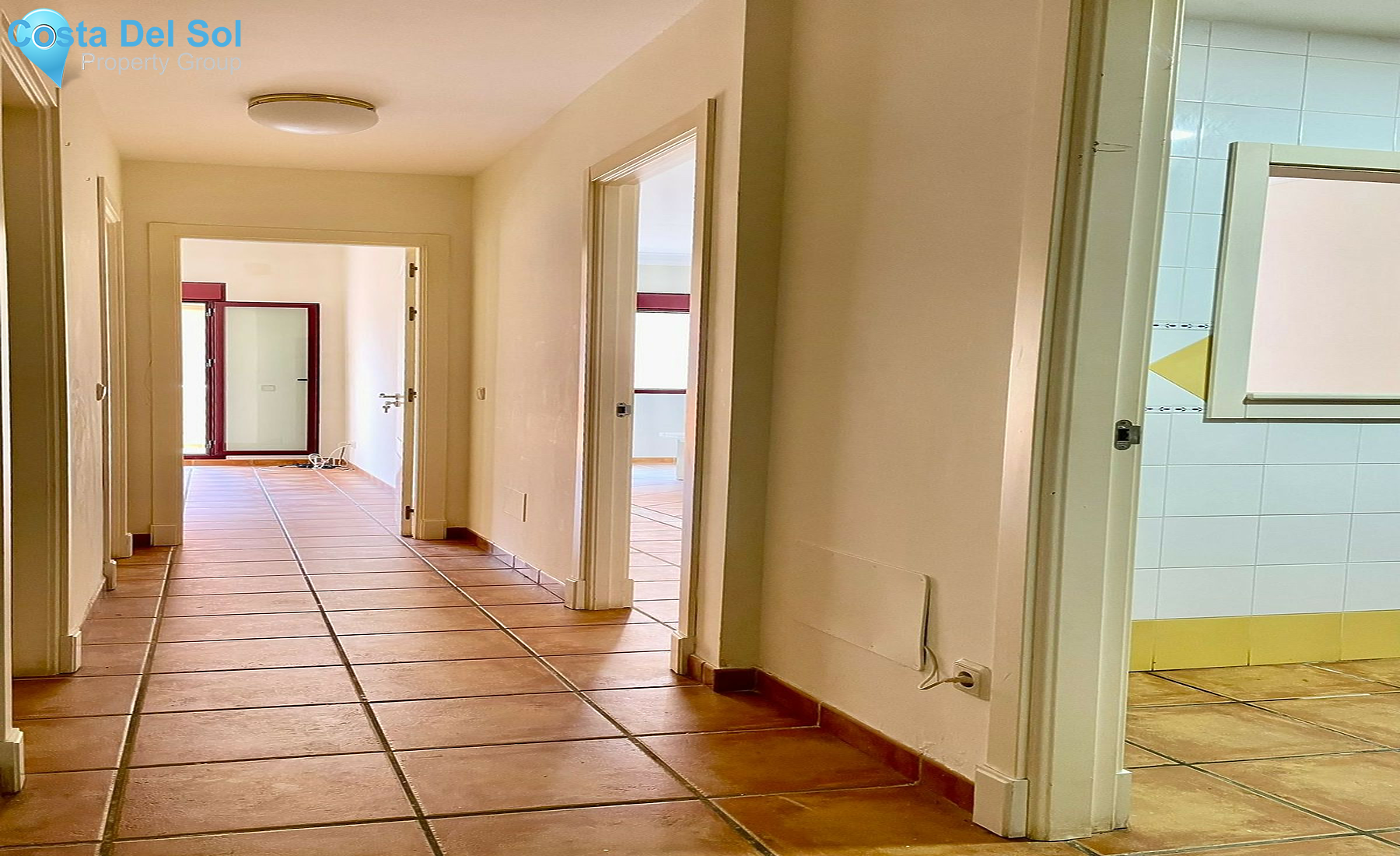 Middle Floor Apartment in Benahavís-1521535