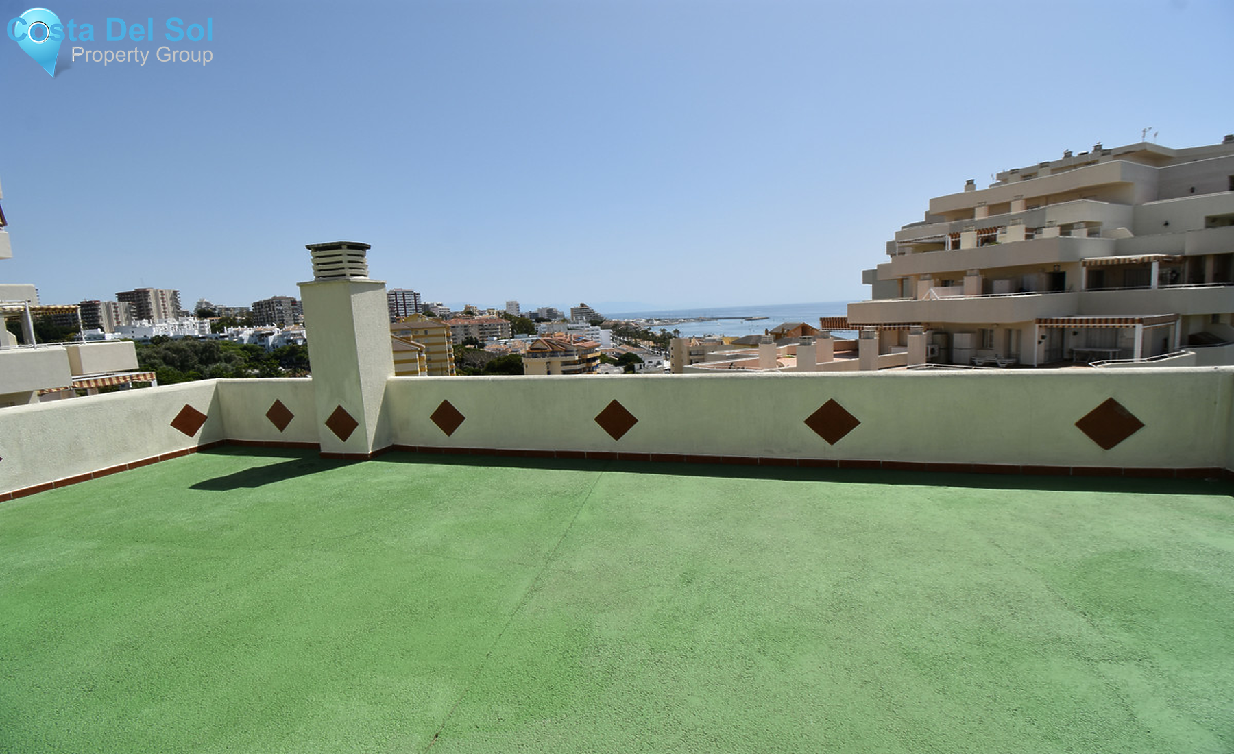 Middle Floor Apartment in Benalmadena Costa-1314620