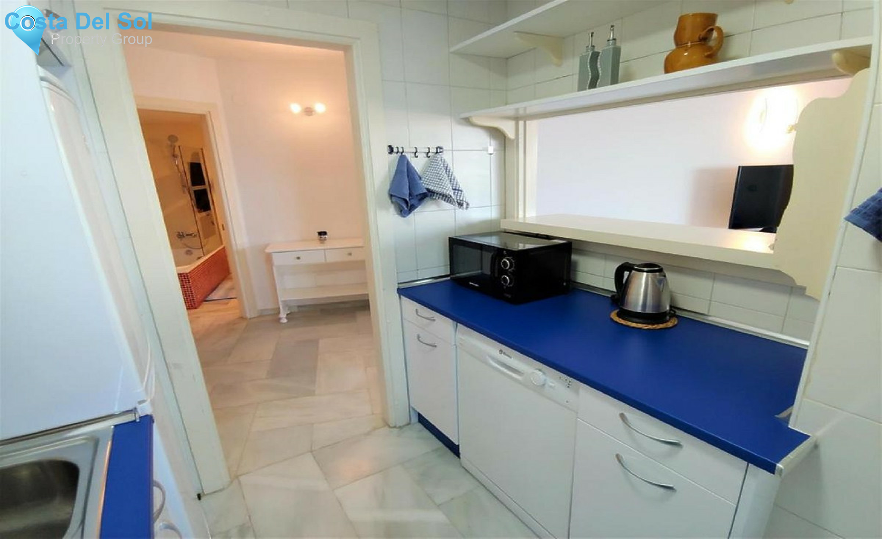 Middle Floor Apartment in Benalmadena Costa-1316169