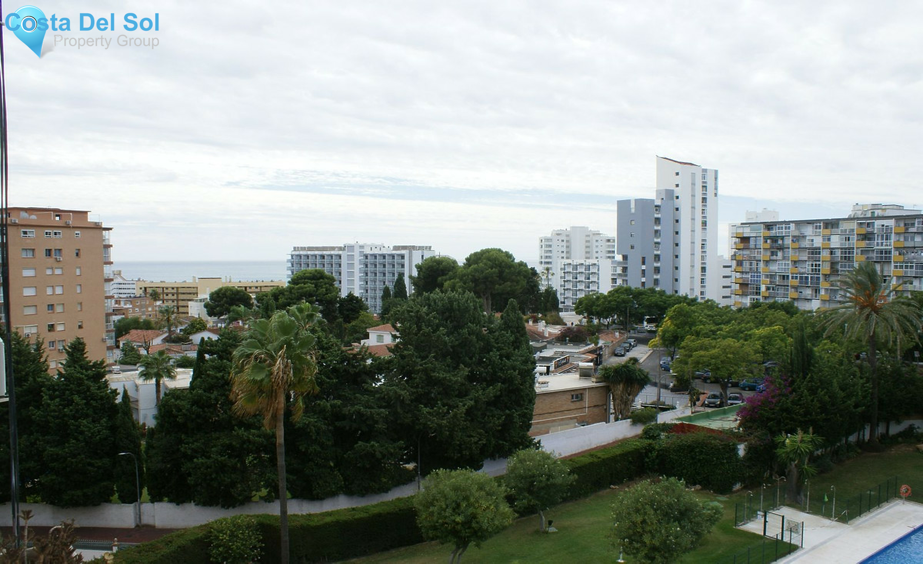 Middle Floor Apartment in Benalmadena Costa-1436388