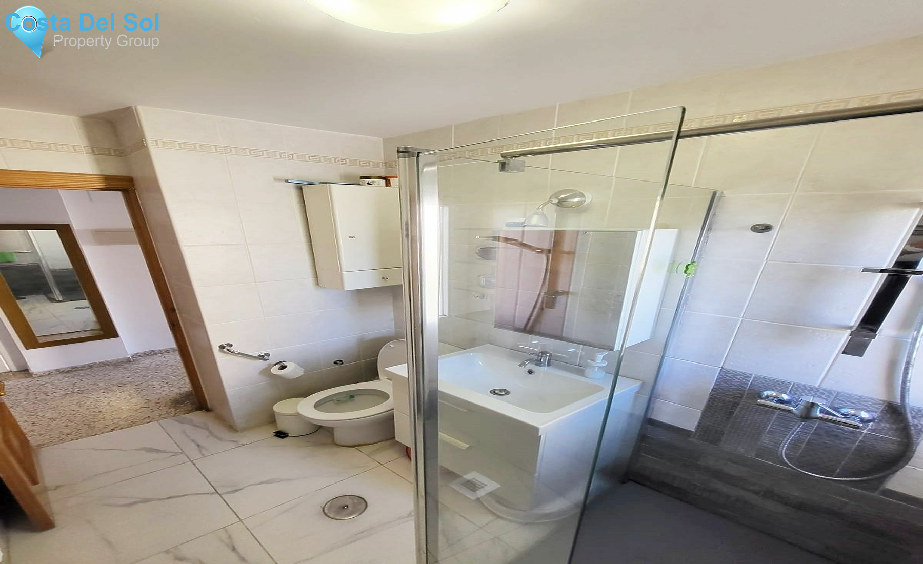Middle Floor Apartment in Benalmadena Costa-1162908
