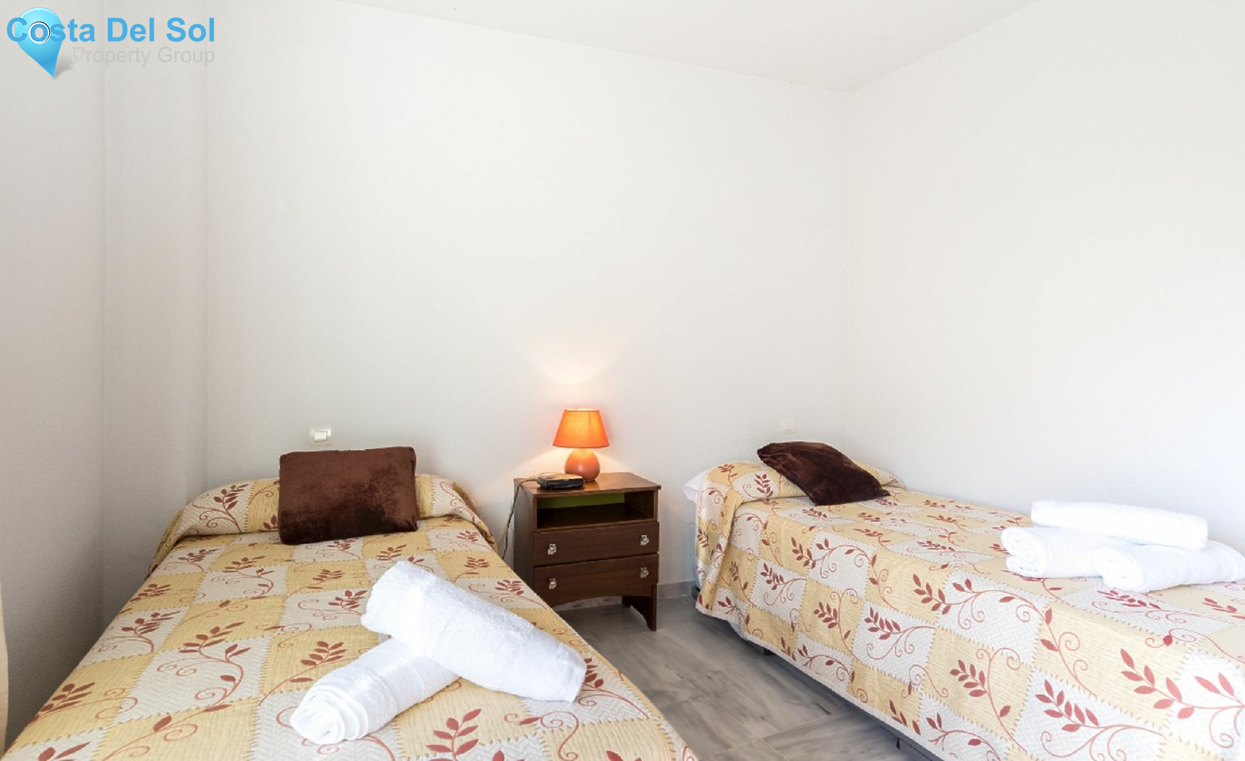 Middle Floor Apartment in Benalmadena Costa-1169928