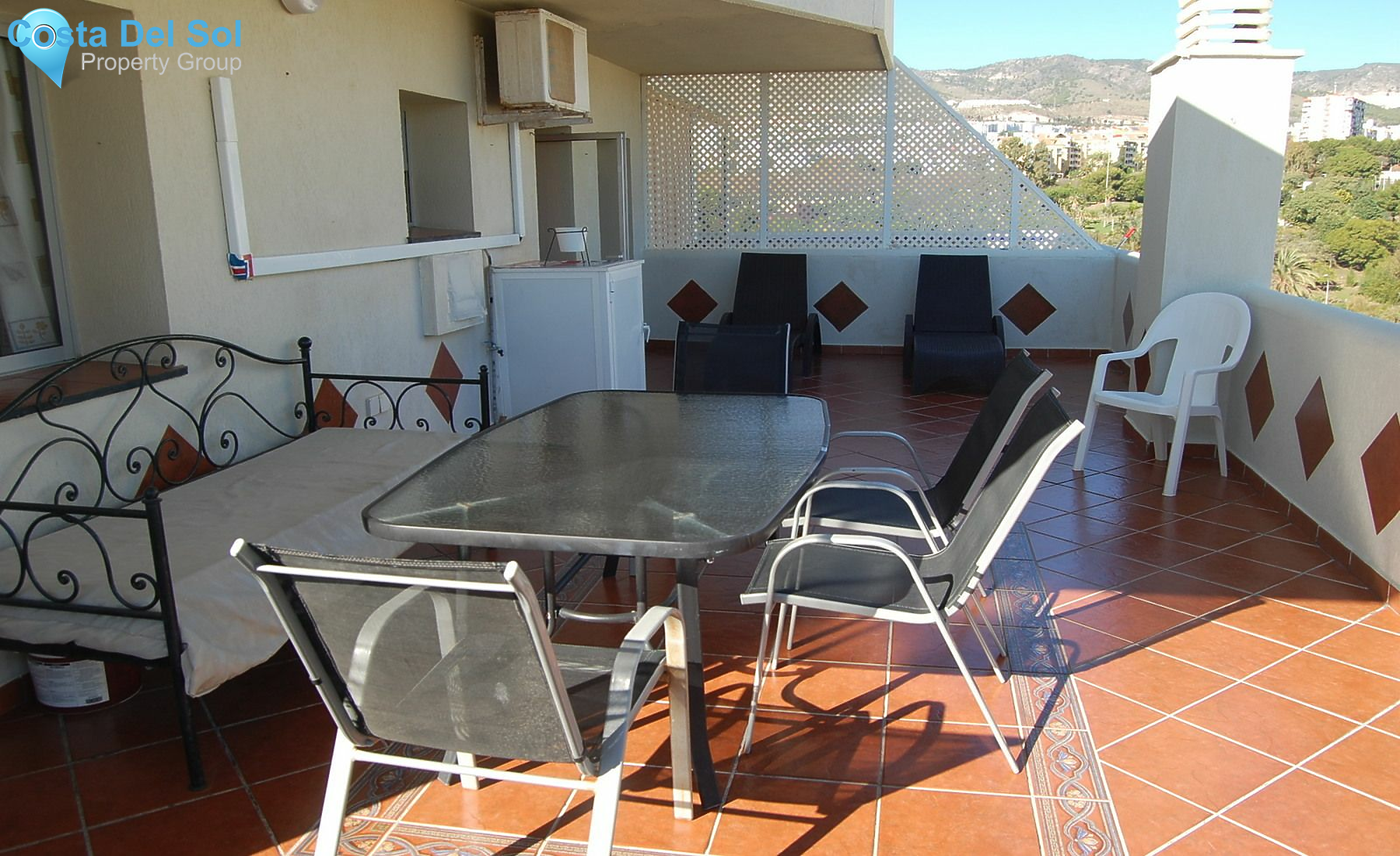 Middle Floor Apartment in Benalmadena Costa-1221530