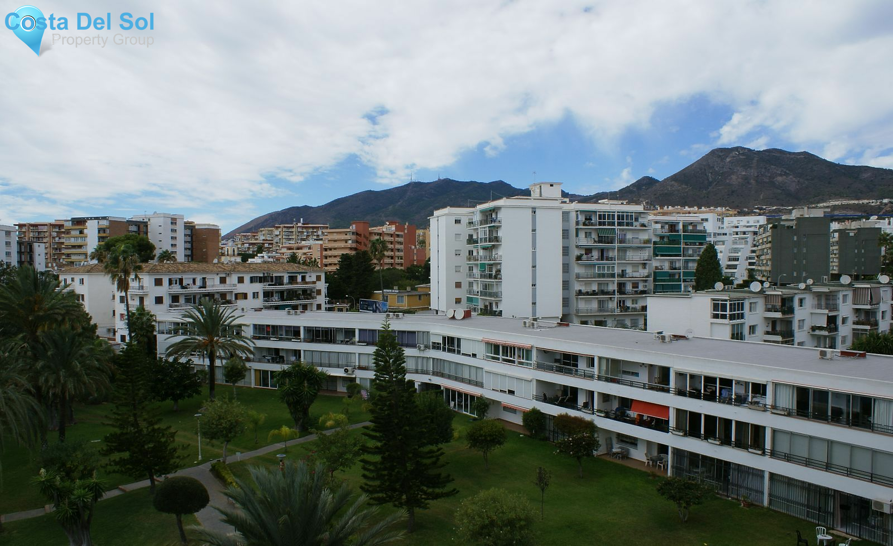 Middle Floor Apartment in Benalmadena Costa-1471202
