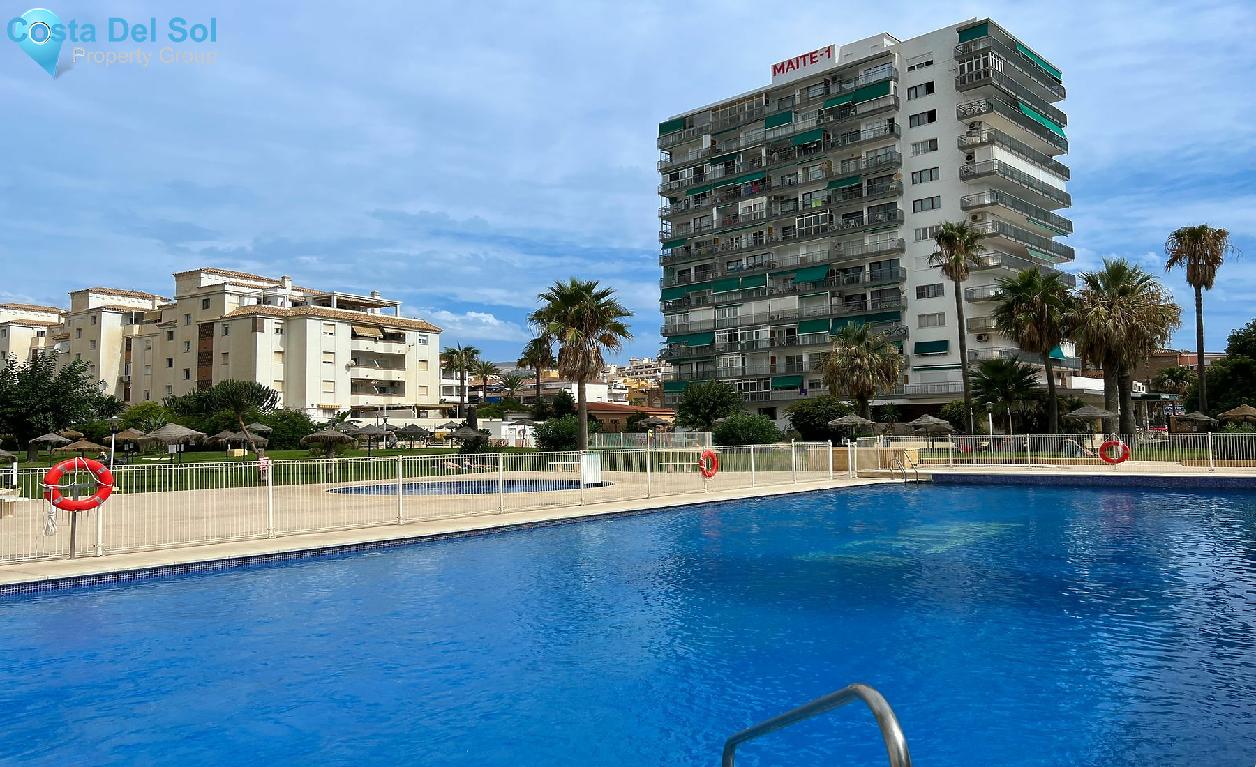 Middle Floor Apartment in Benalmadena Costa-1548139