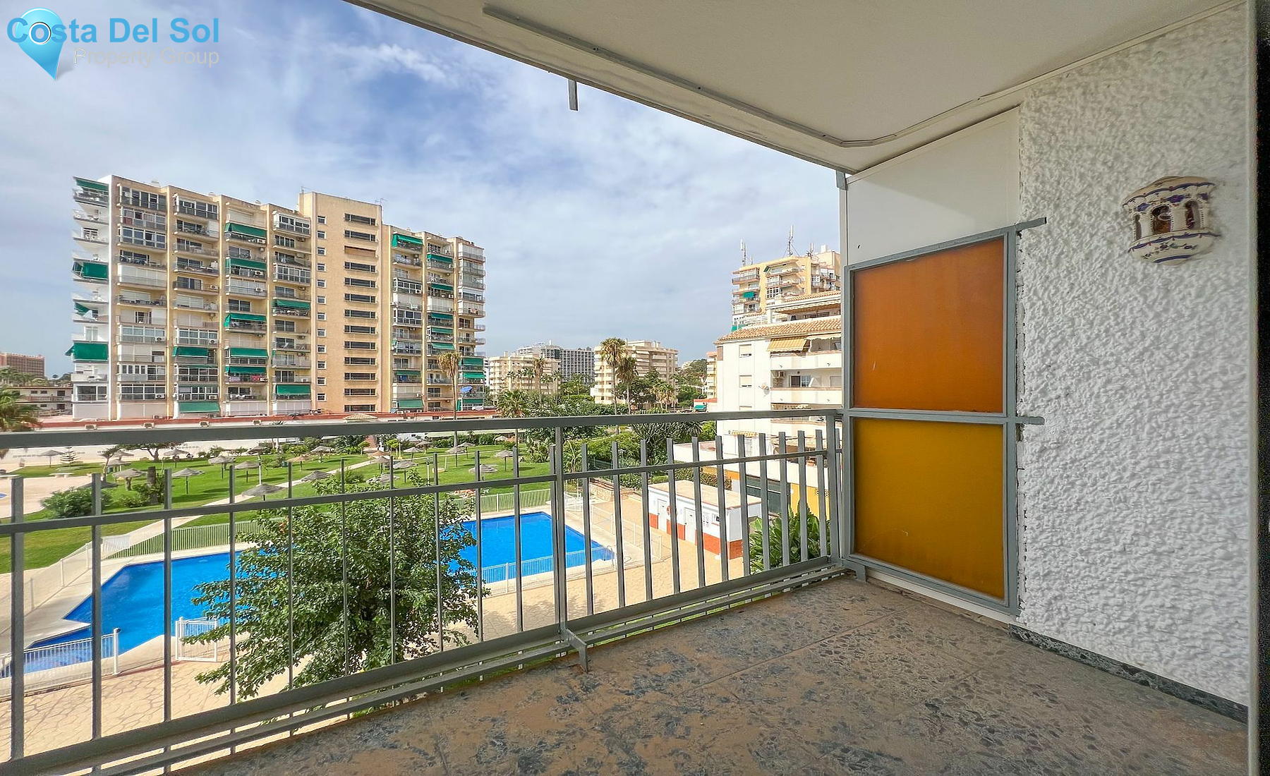 Middle Floor Apartment in Benalmadena Costa-1548129